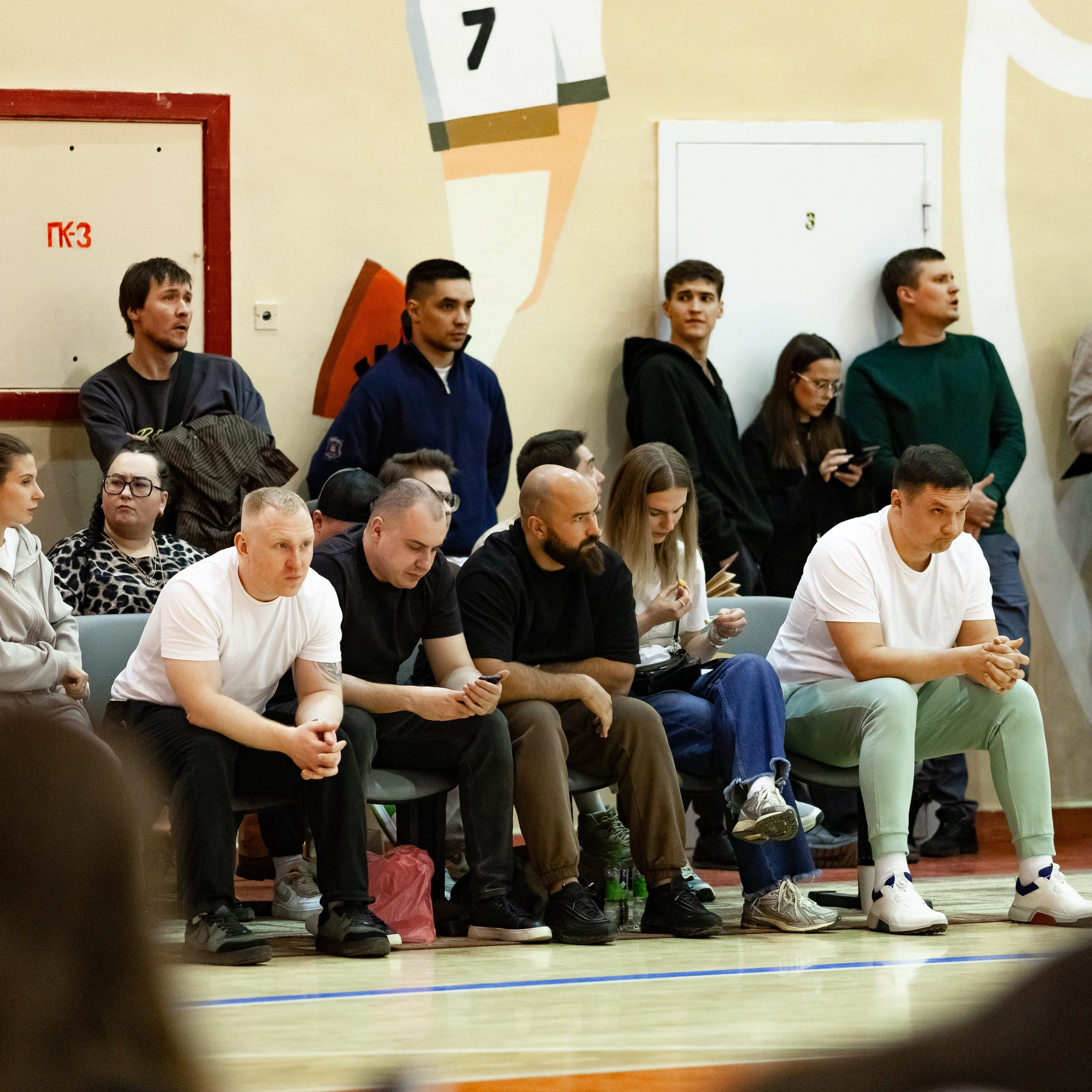 ЧГУ-Атланта — Металлург 3 игра. Фотография