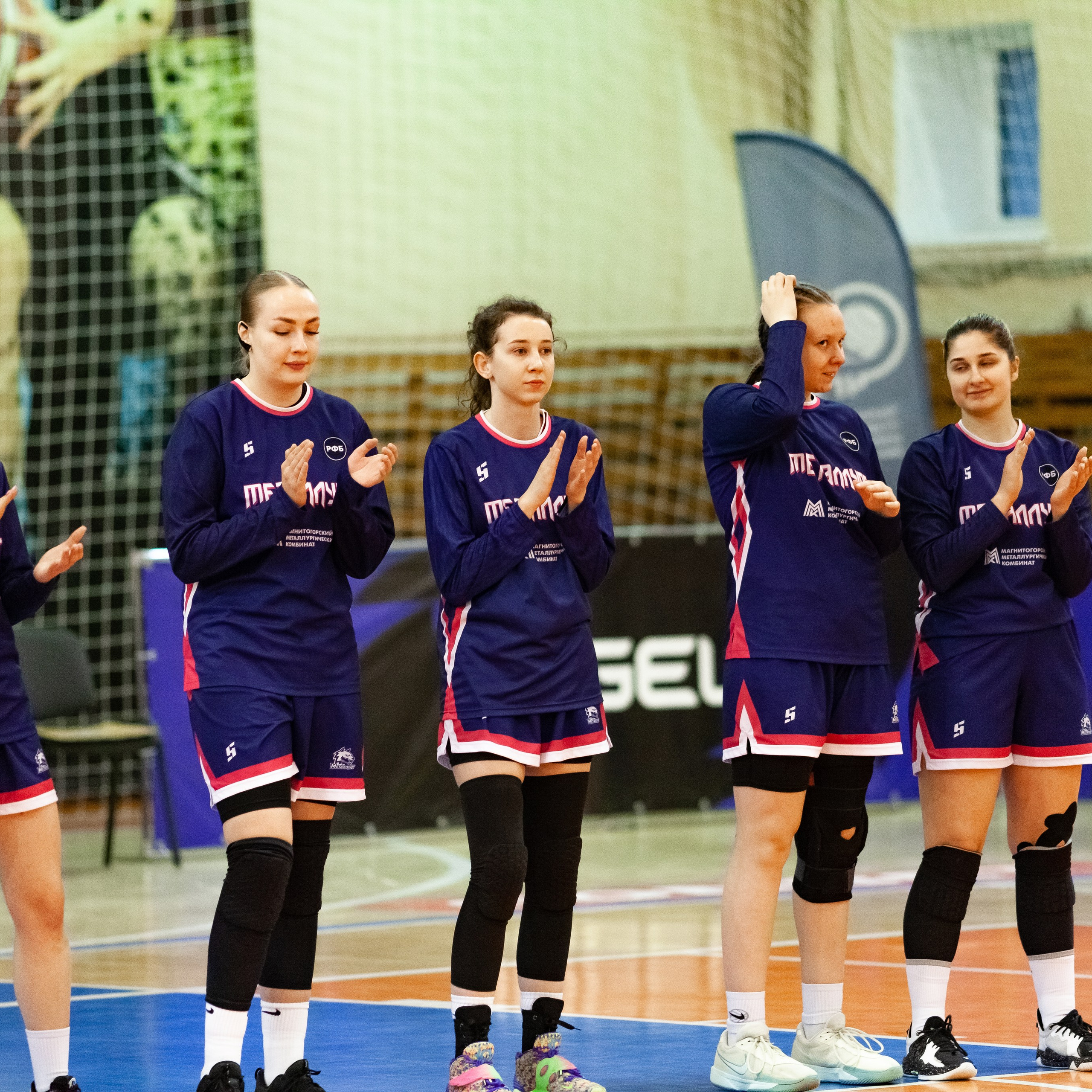 ЧГУ-Атланта — Металлург 3 игра. Фотография