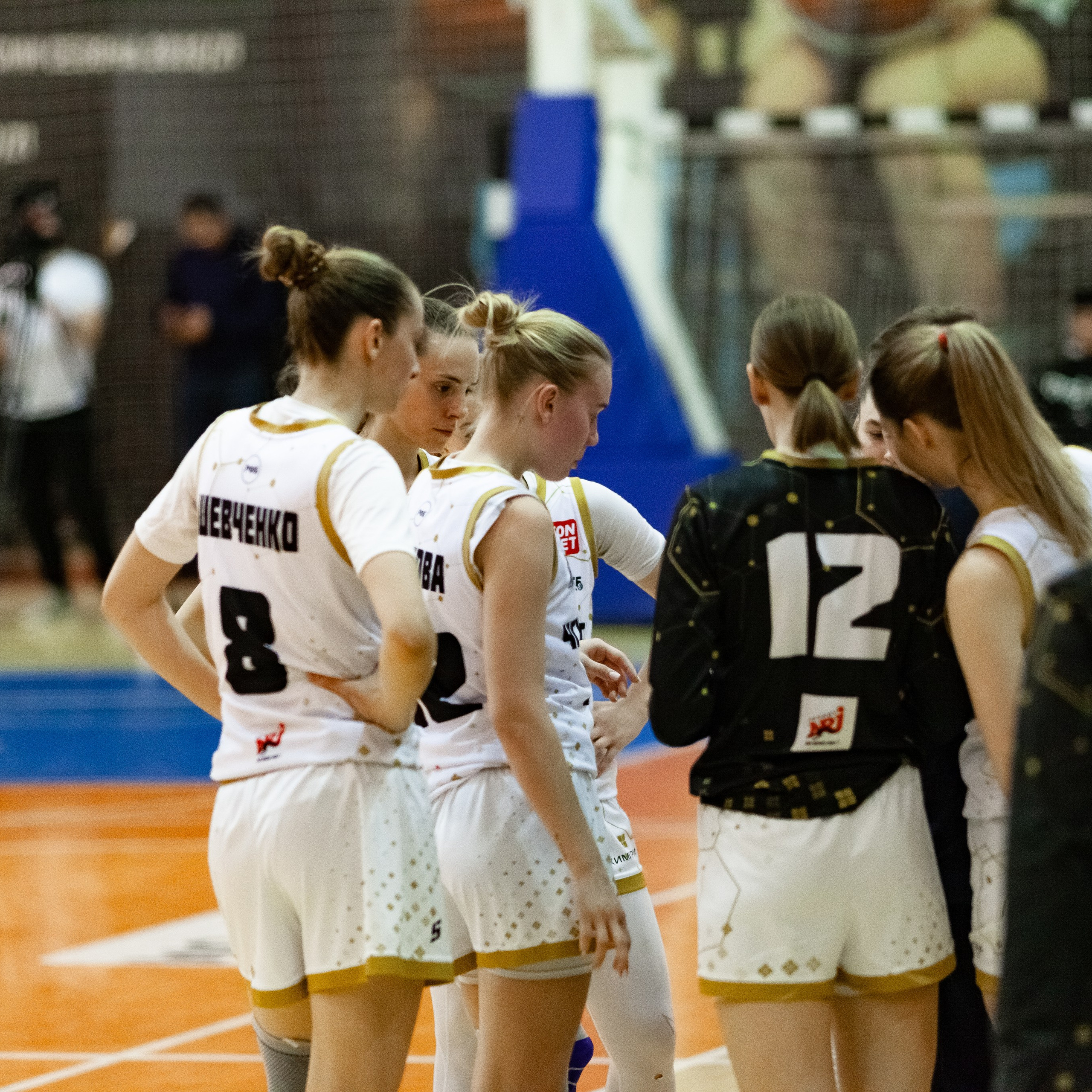 ЧГУ-Атланта — Металлург 3 игра. Фотография