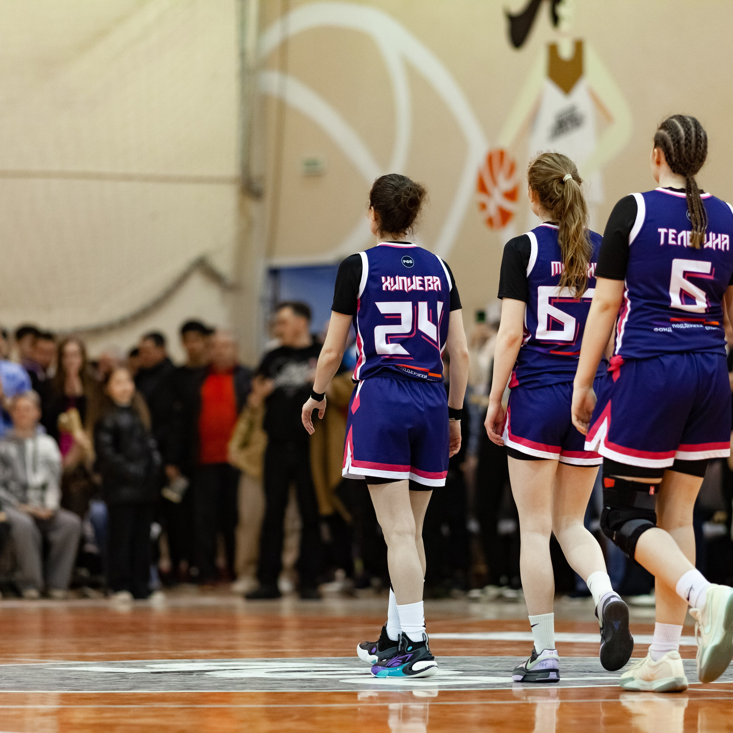 ЧГУ-Атланта — Металлург 3 игра. Фотография