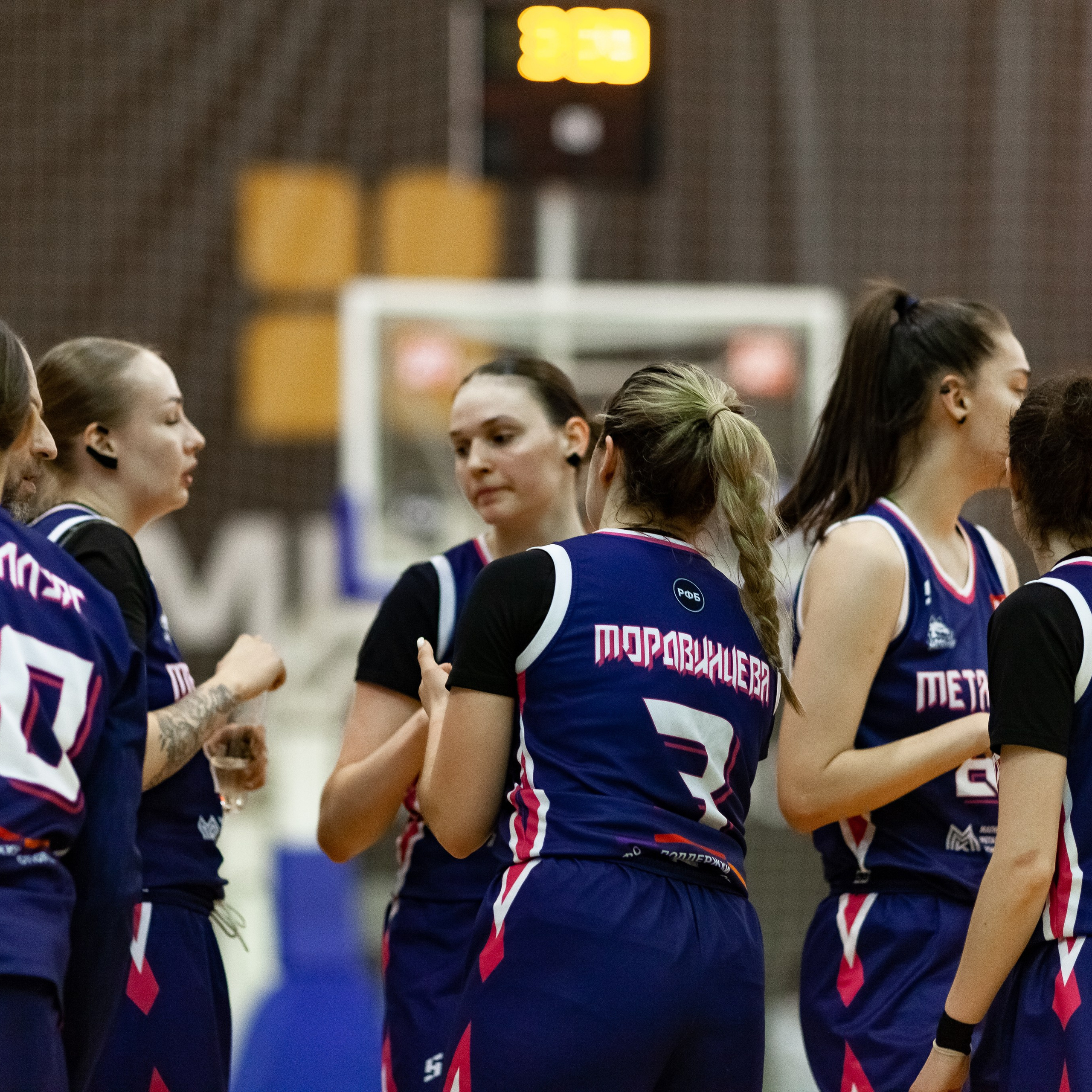 ЧГУ-Атланта — Металлург 3 игра. Фотография