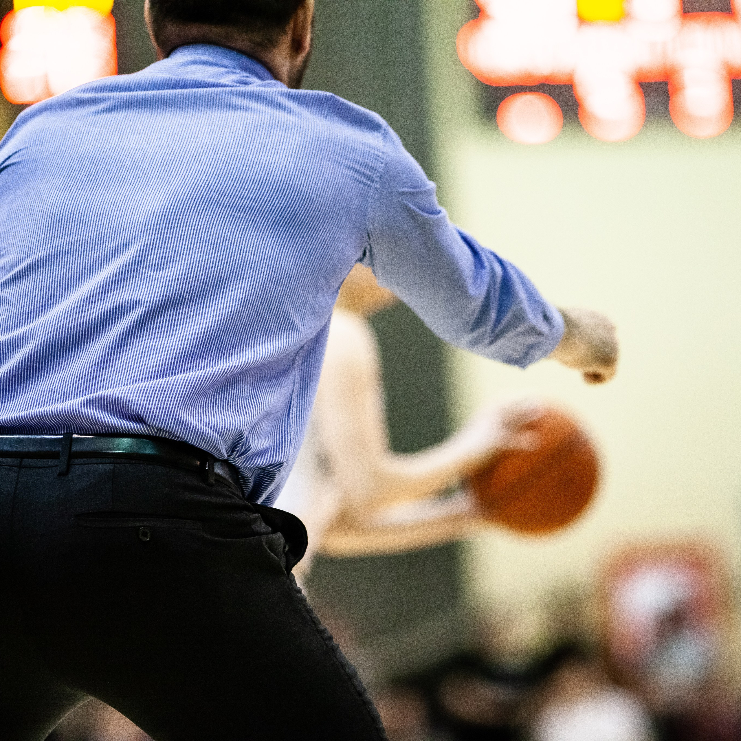 ЧГУ-Атланта — Металлург 3 игра. Фотография