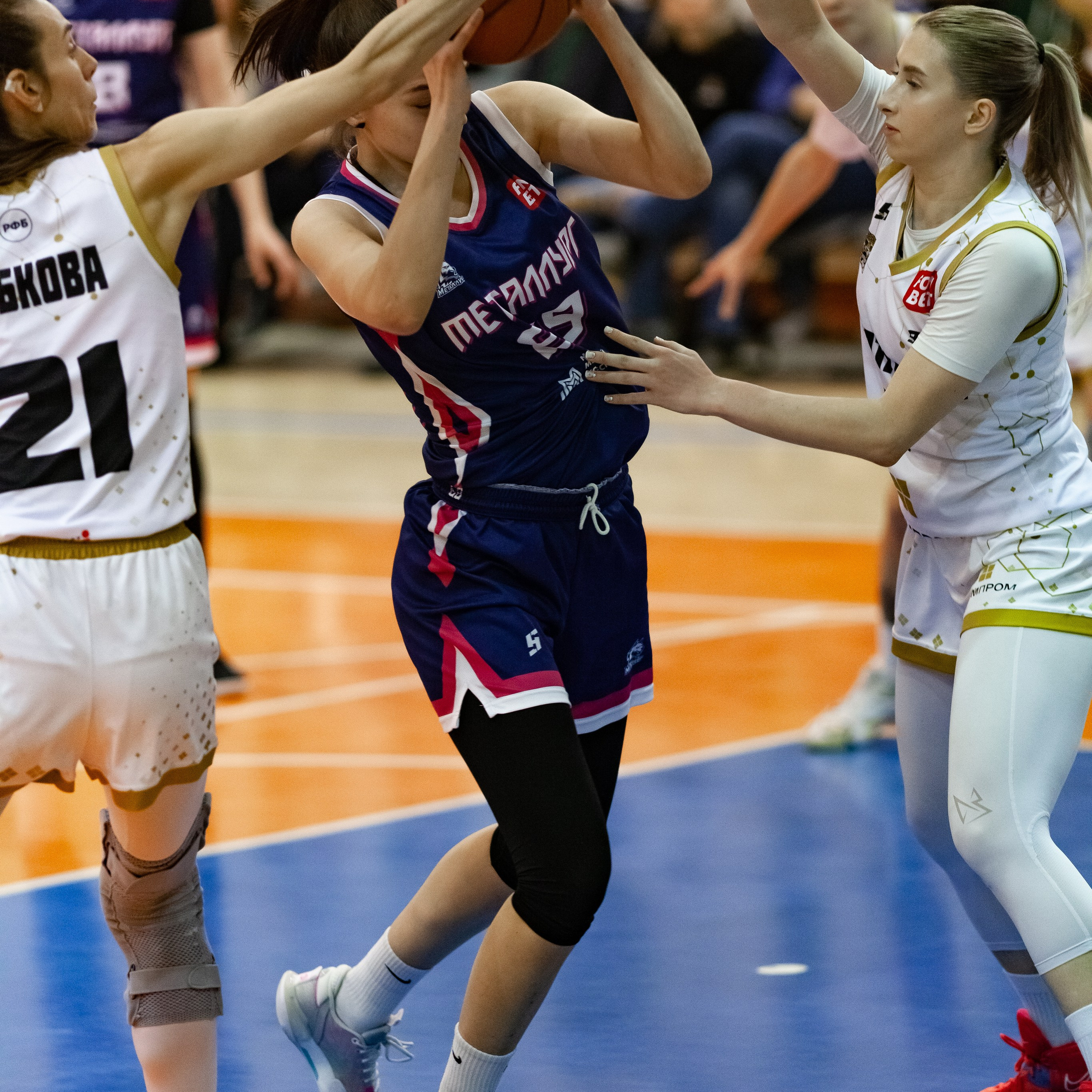 ЧГУ-Атланта — Металлург 3 игра. Фотография