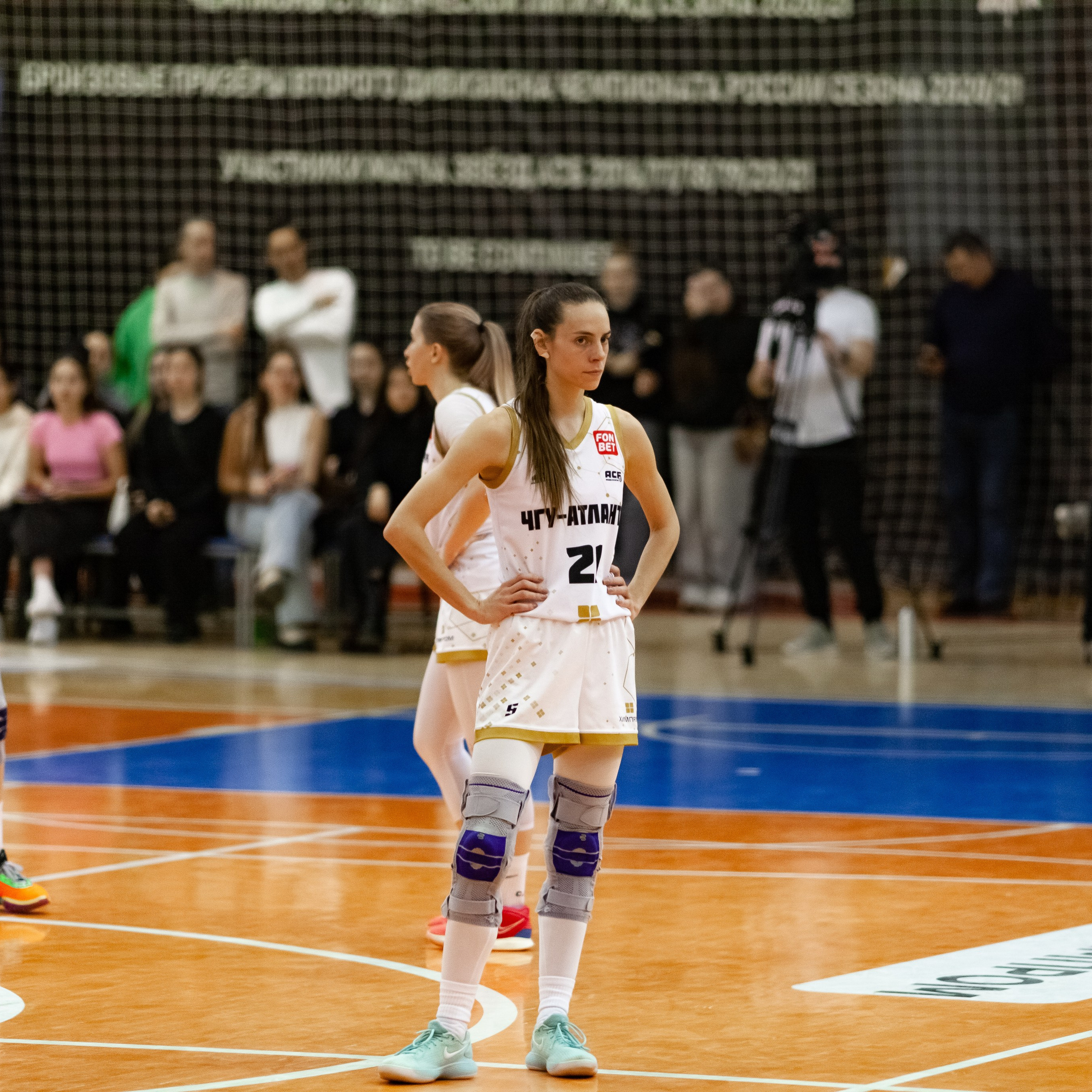 ЧГУ-Атланта — Металлург 3 игра. Фотография