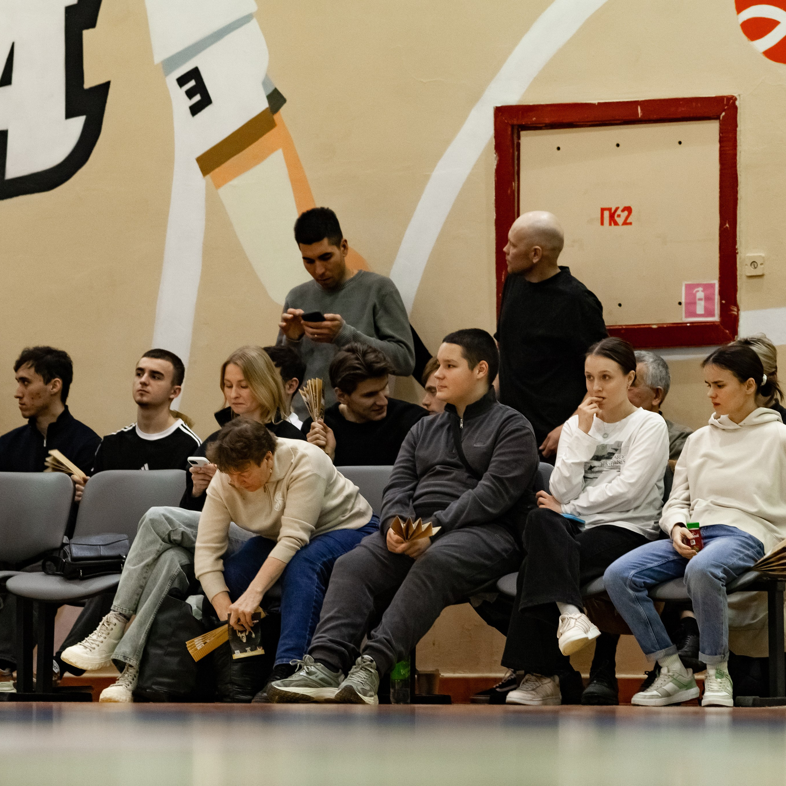 ЧГУ-Атланта — Металлург 3 игра. Фотография