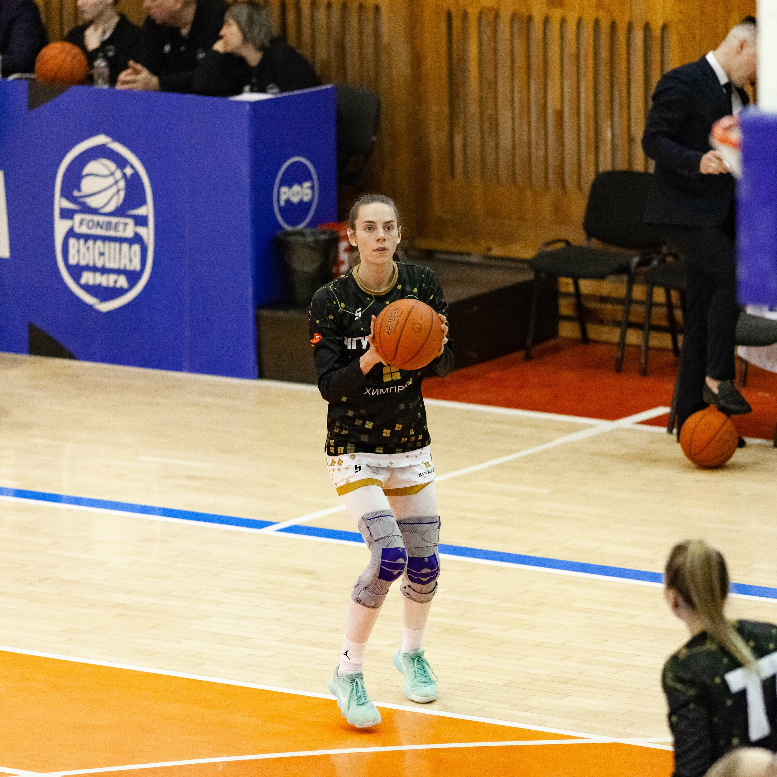 ЧГУ-Атланта — Металлург 3 игра. Фотография