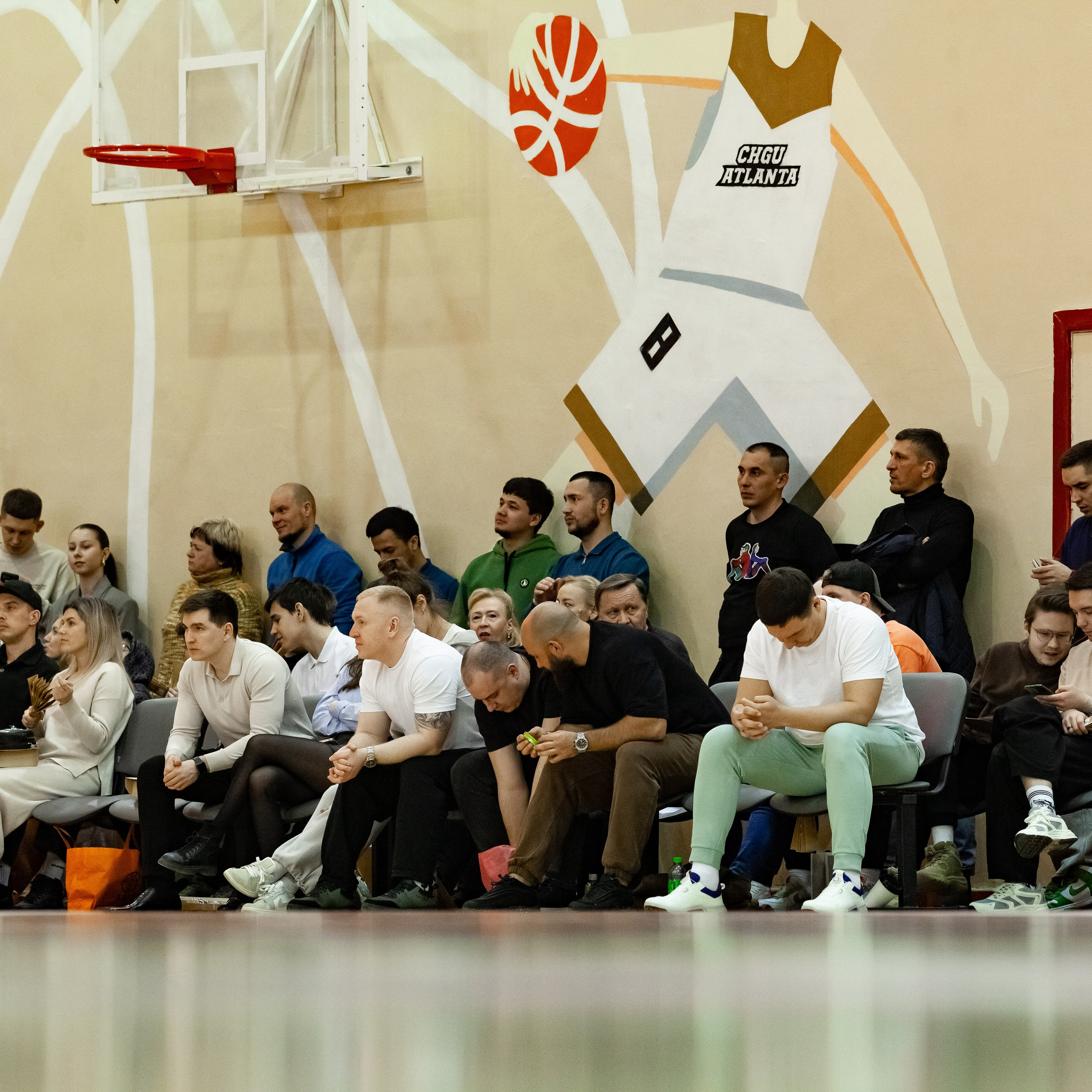 ЧГУ-Атланта — Металлург 3 игра. Фотография