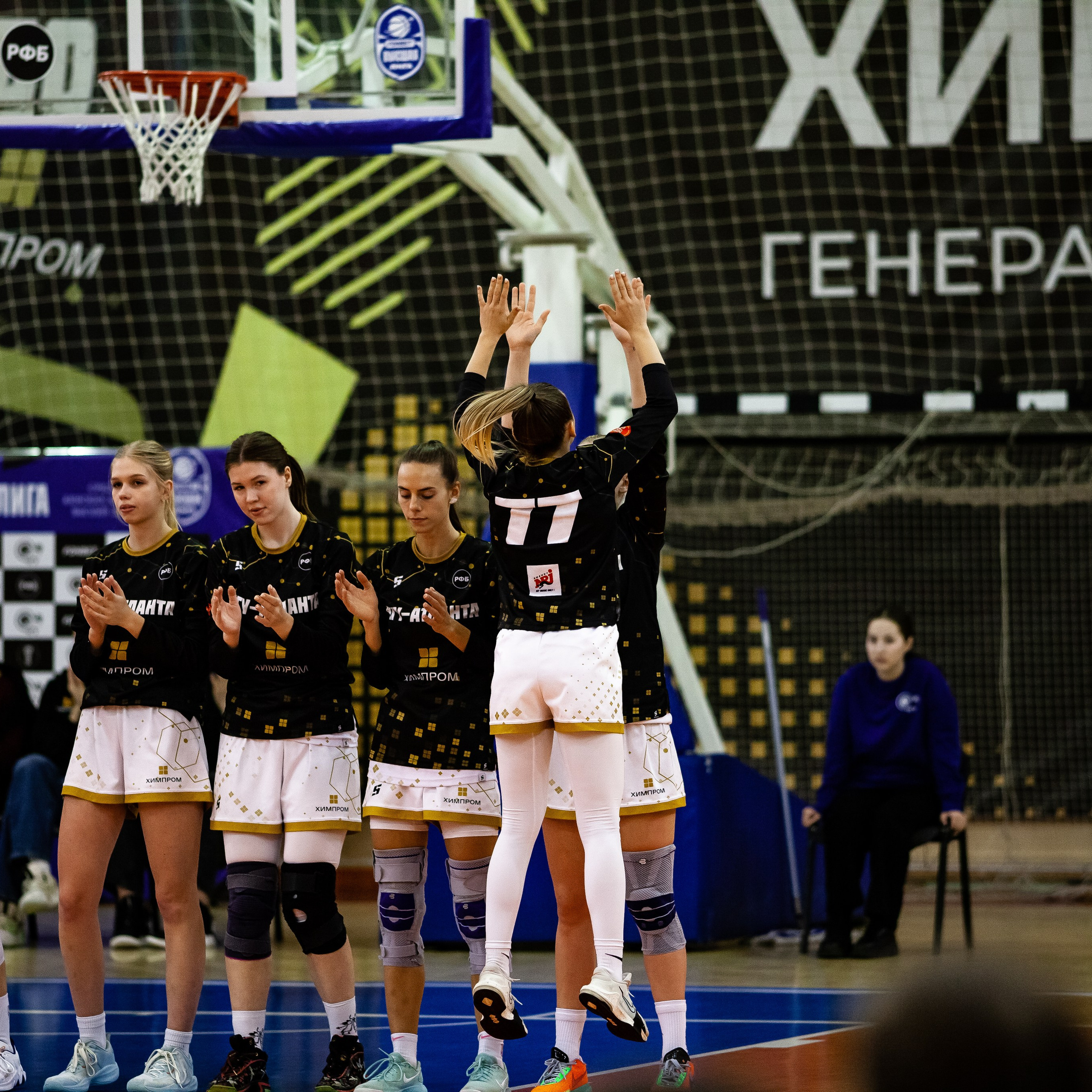 ЧГУ-Атланта — Юность 1 игра. Фотография