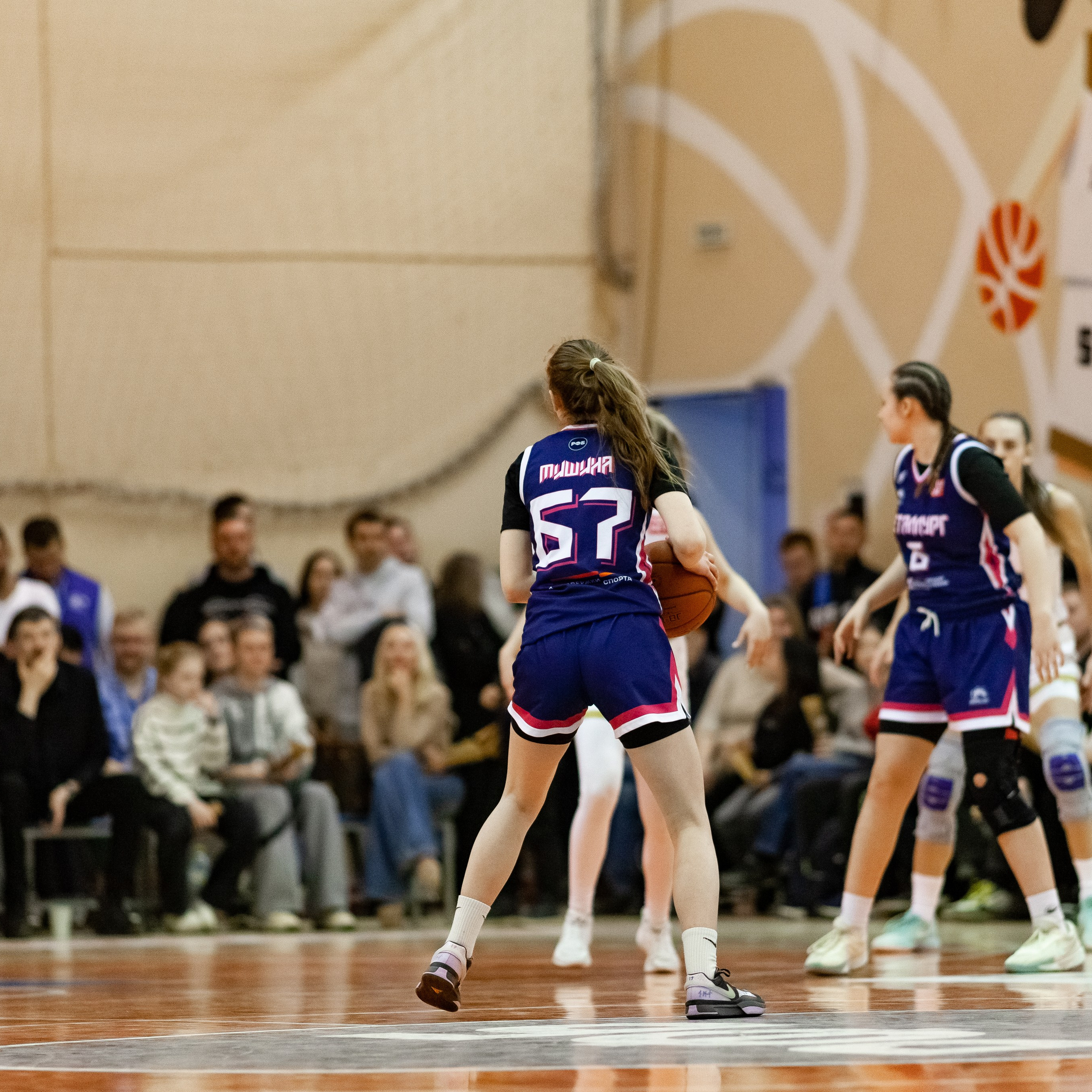 ЧГУ-Атланта — Металлург 3 игра. Фотография