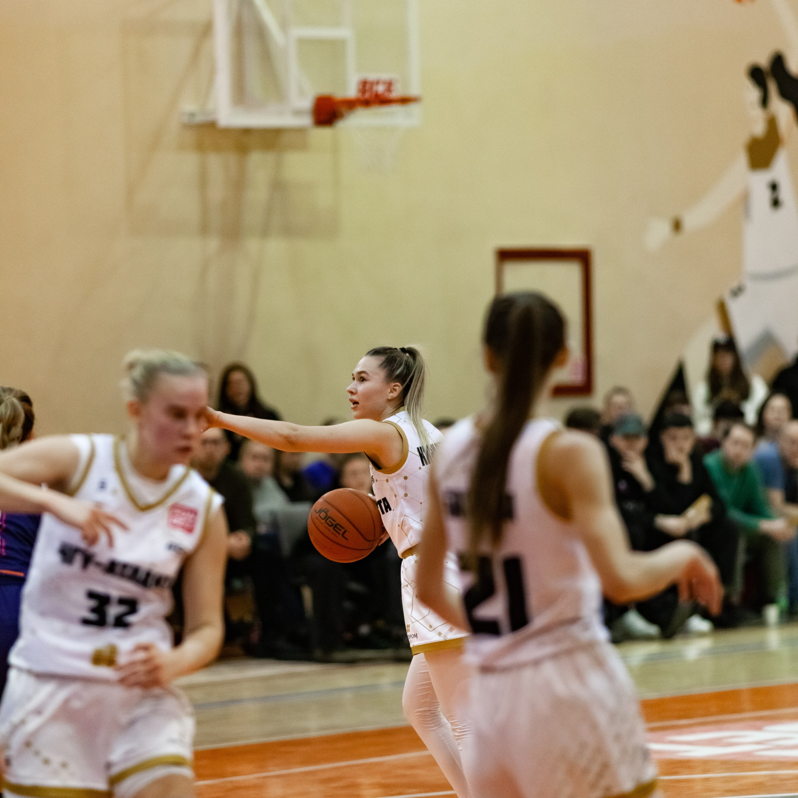 ЧГУ-Атланта — Металлург 3 игра. Фотография