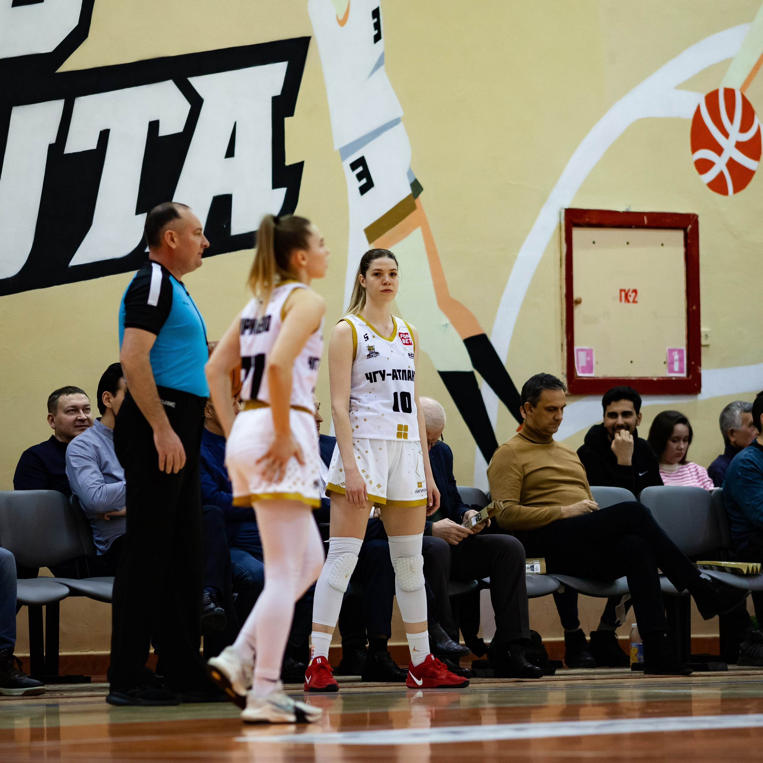 ЧГУ-Атланта — Юность 1 игра. Фотография