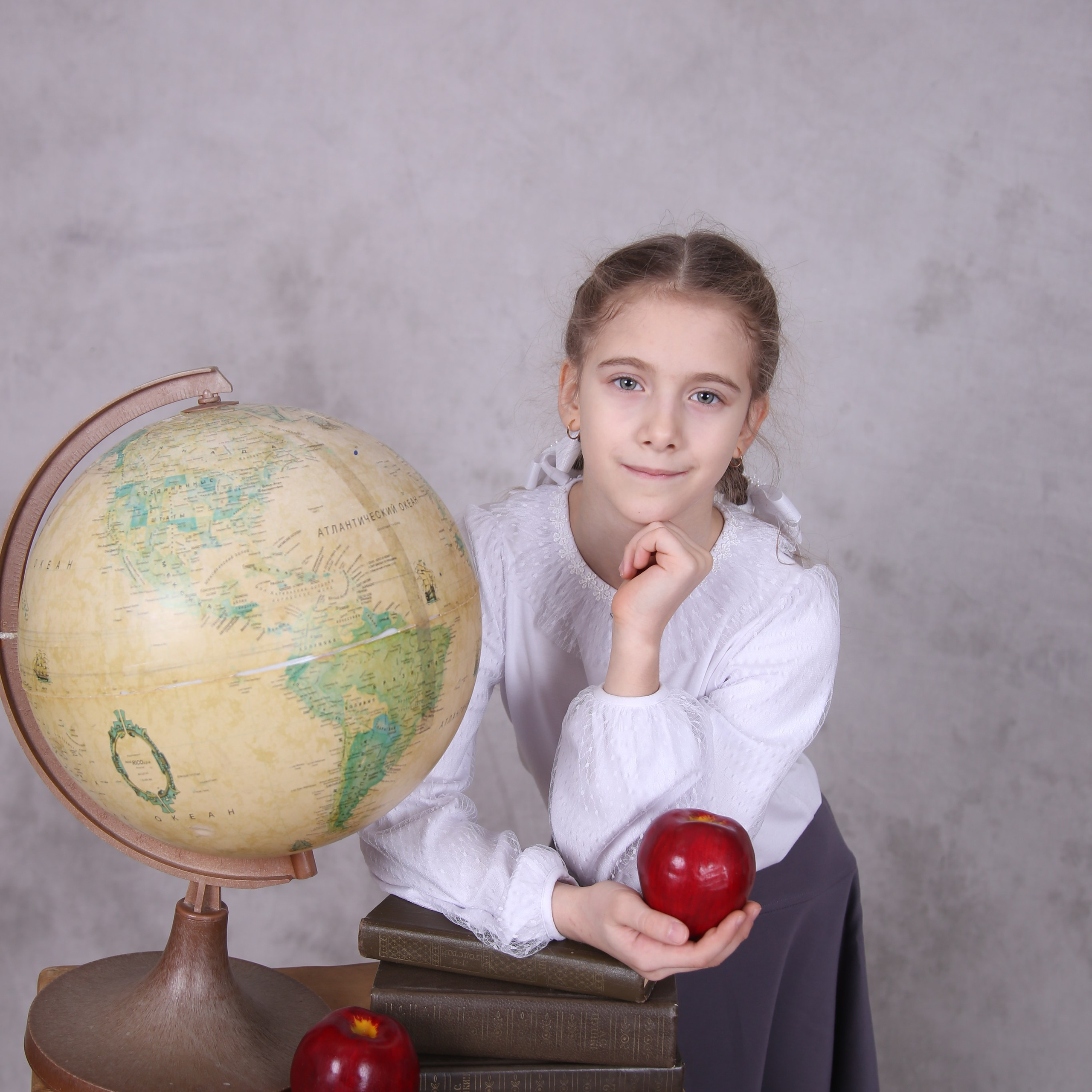 Отзывы о компании Фотобук. Выпускные альбомы в Тюмени для школ, садов, вузов спортивных секций