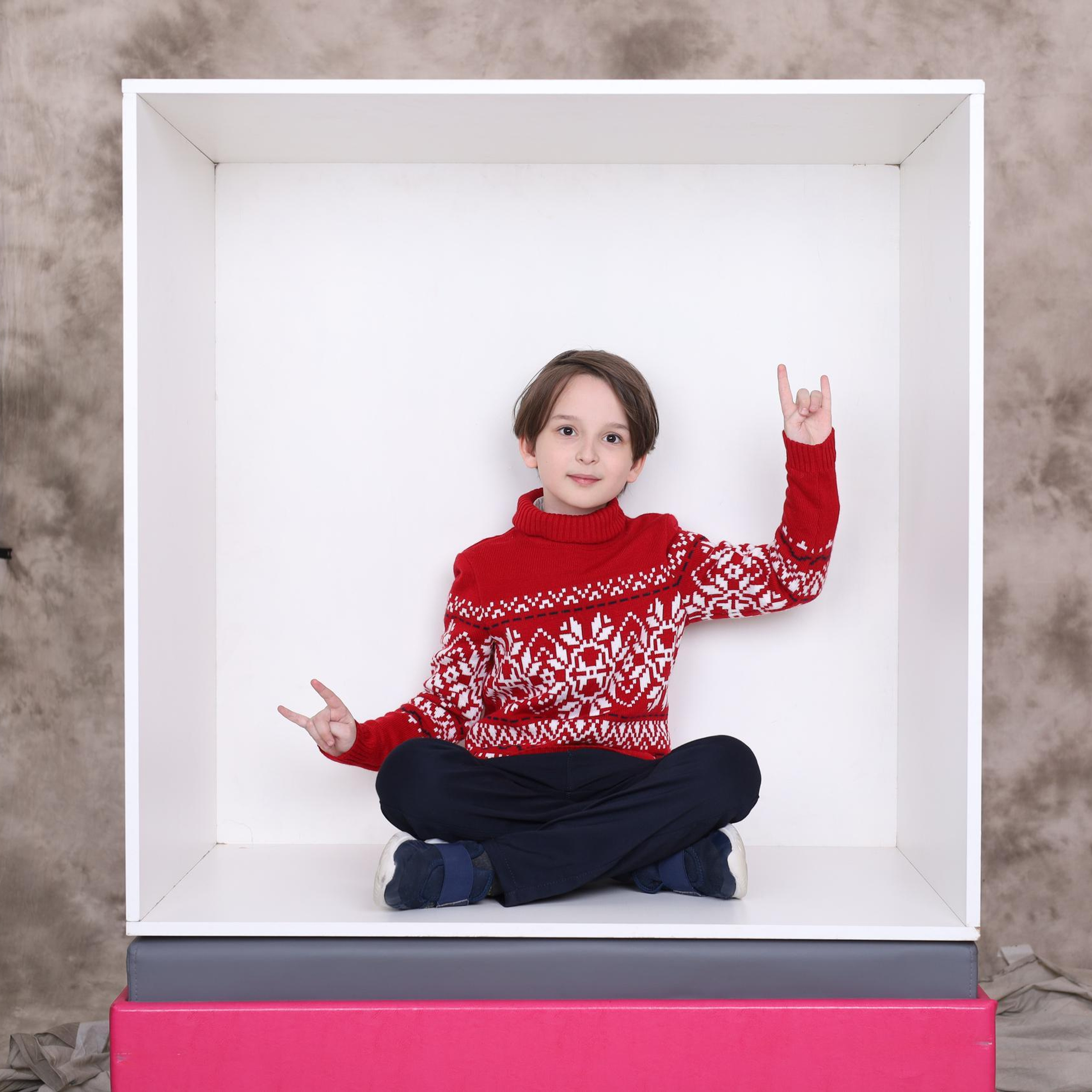 Отзывы о компании Фотобук. Выпускные альбомы в Тюмени для школ, садов, вузов спортивных секций