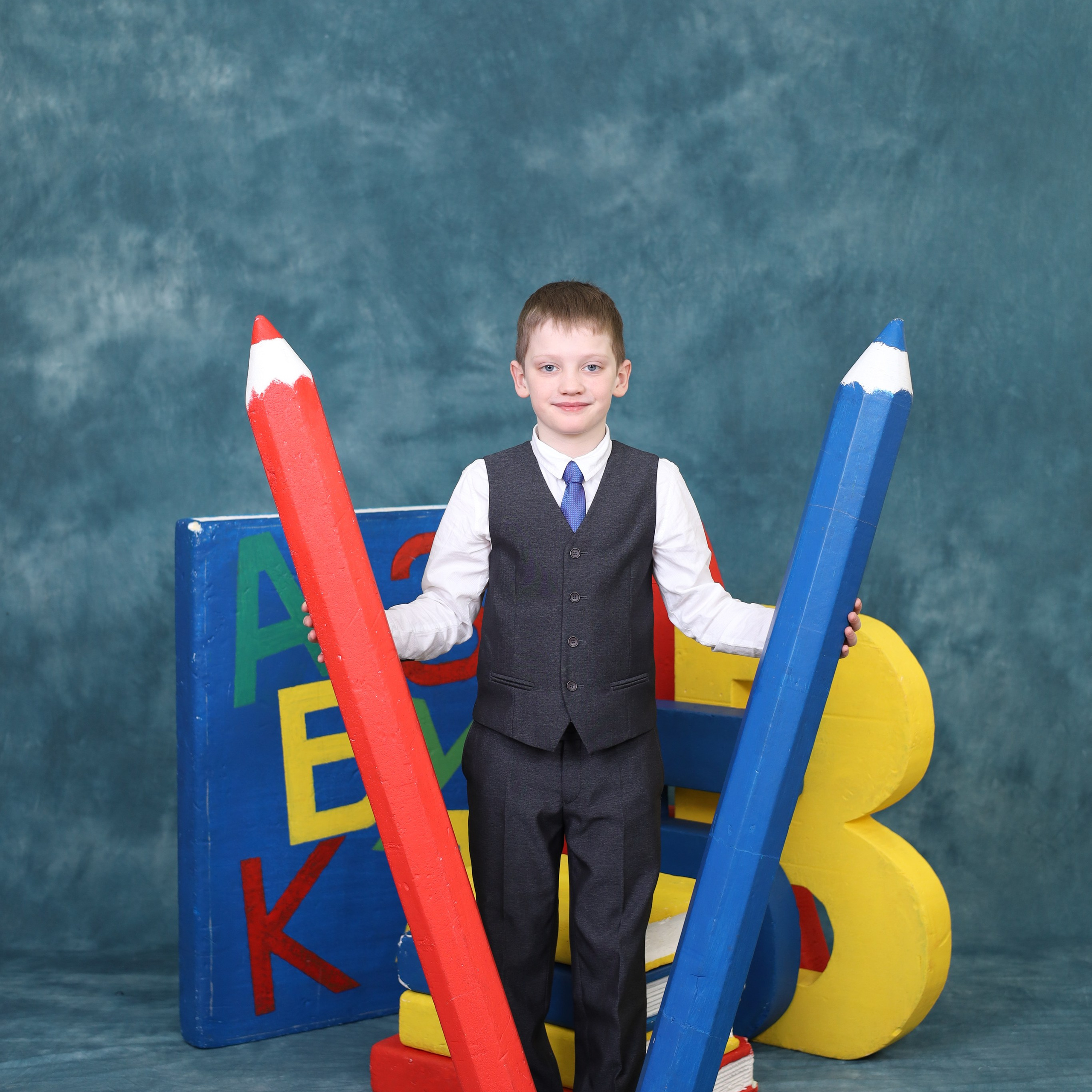 Отзывы о компании Фотобук. Выпускные альбомы в Тюмени для школ, садов, вузов спортивных секций