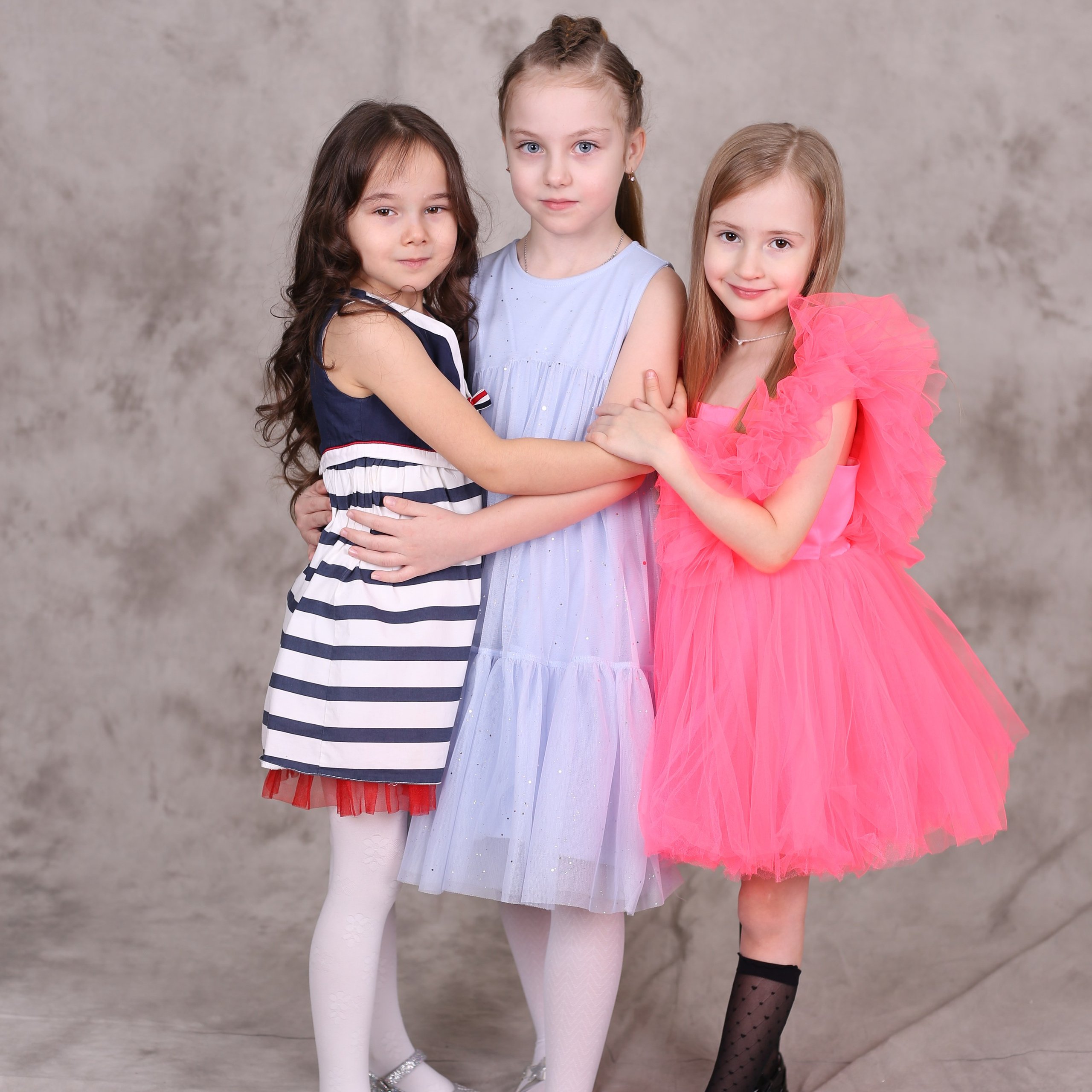 Отзывы о компании Фотобук. Выпускные альбомы в Тюмени для школ, садов, вузов спортивных секций