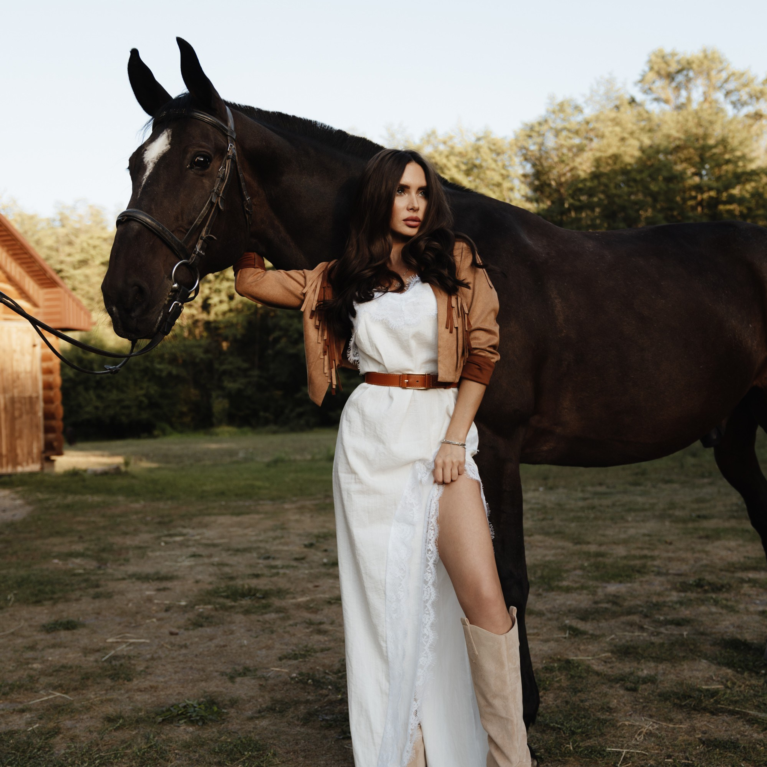 На конюшне