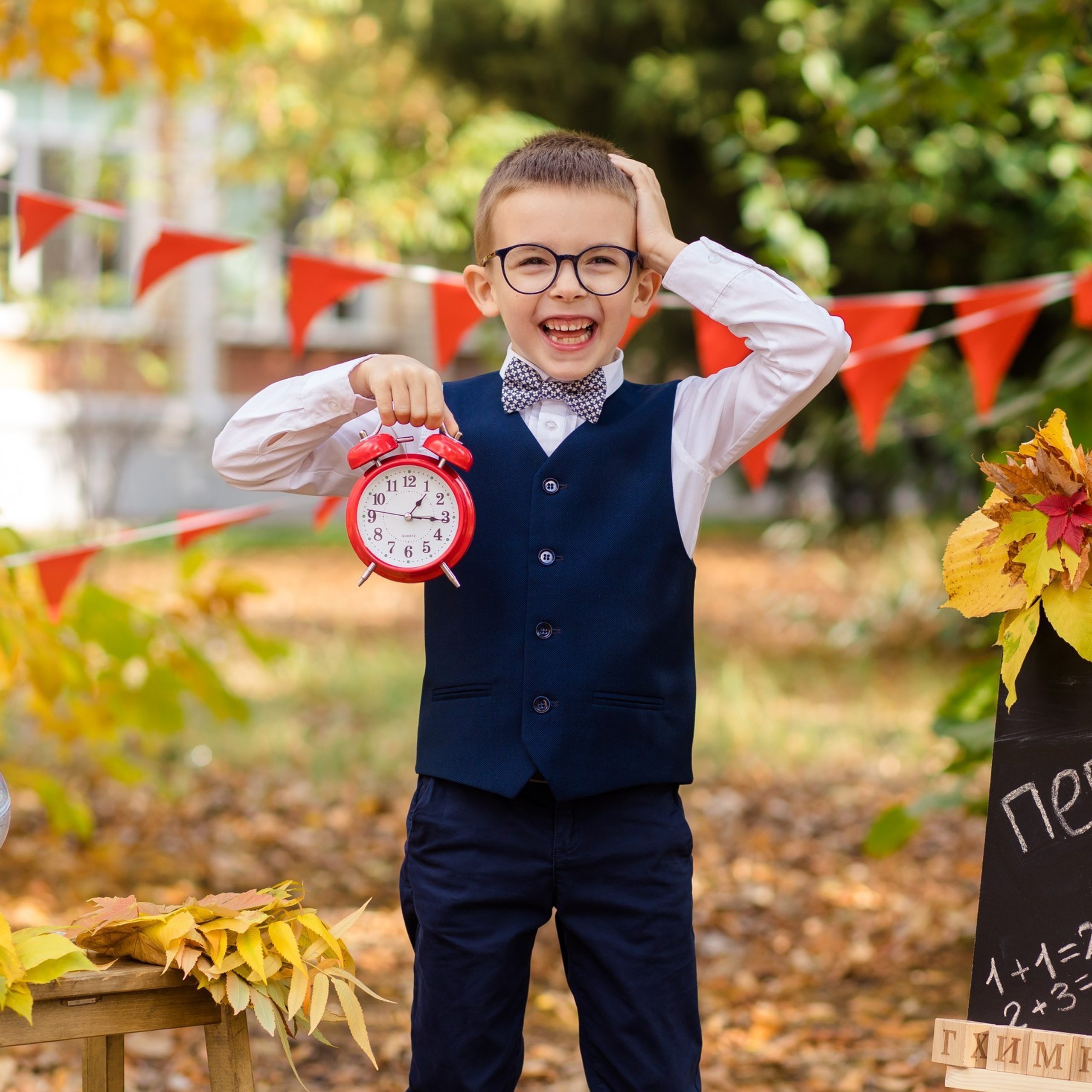 Выпускные альбомы для 4 класса в Краснодаре — съёмка и дизайн фотокниг. Выпускные альбомы для школ и детских садов в Краснодаре — фотосъёмка и фотокниги для выпускников
