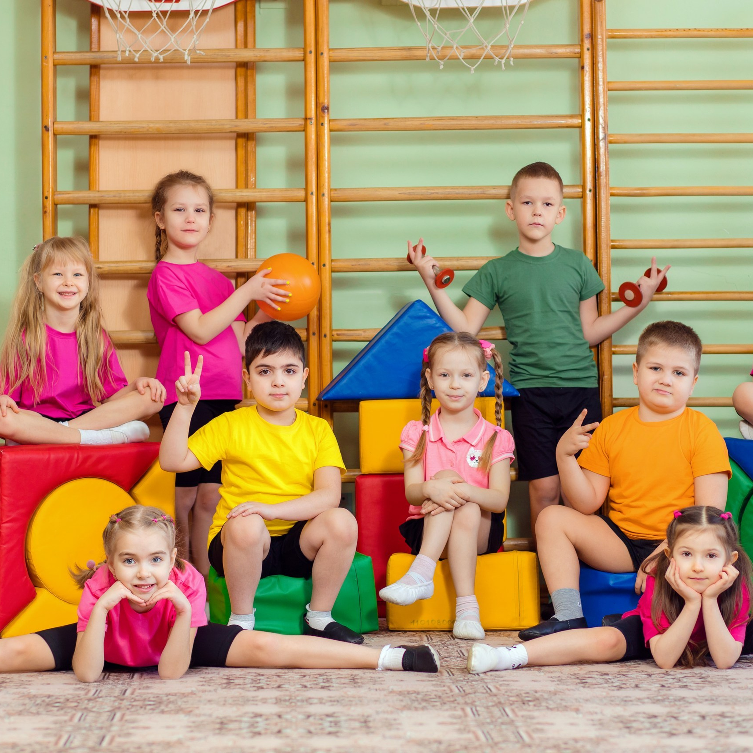 Выпускные альбомы для детского сада в Краснодаре — фотосъёмка и фотокниги для выпускников. Выпускные альбомы для школ и детских садов в Краснодаре — фотосъёмка и фотокниги для выпускников