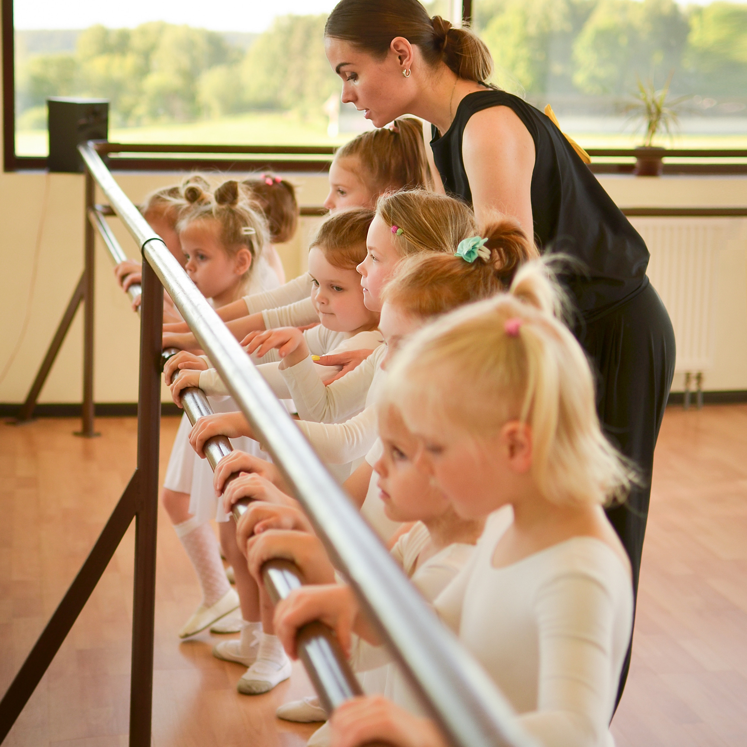 Танцевальная студия. Семейный фотограф Нагорная Кристина