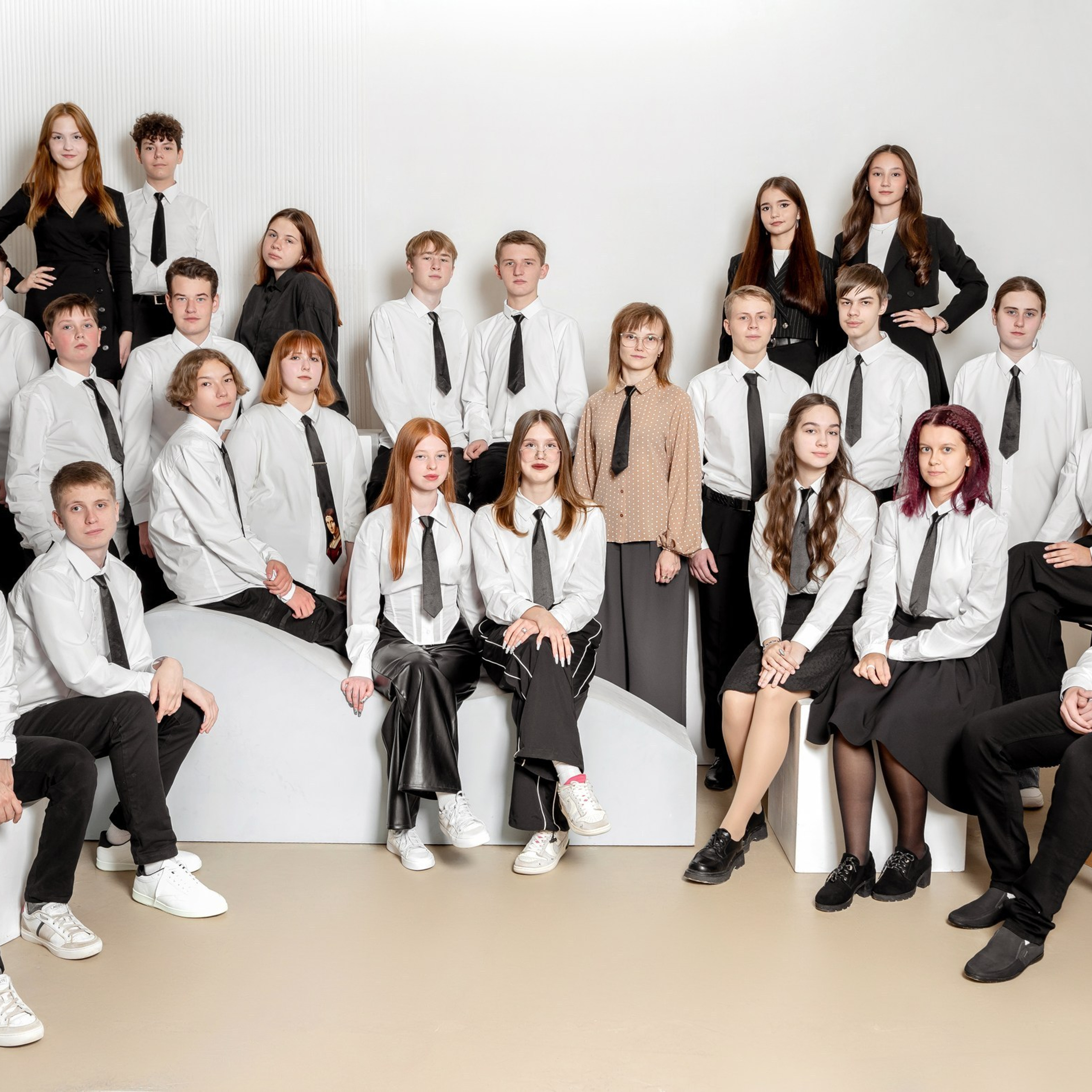 Отзывы о студии фотографии алисаальбумс. Forteens Выпускные альбомы в Нижнем Новгороде