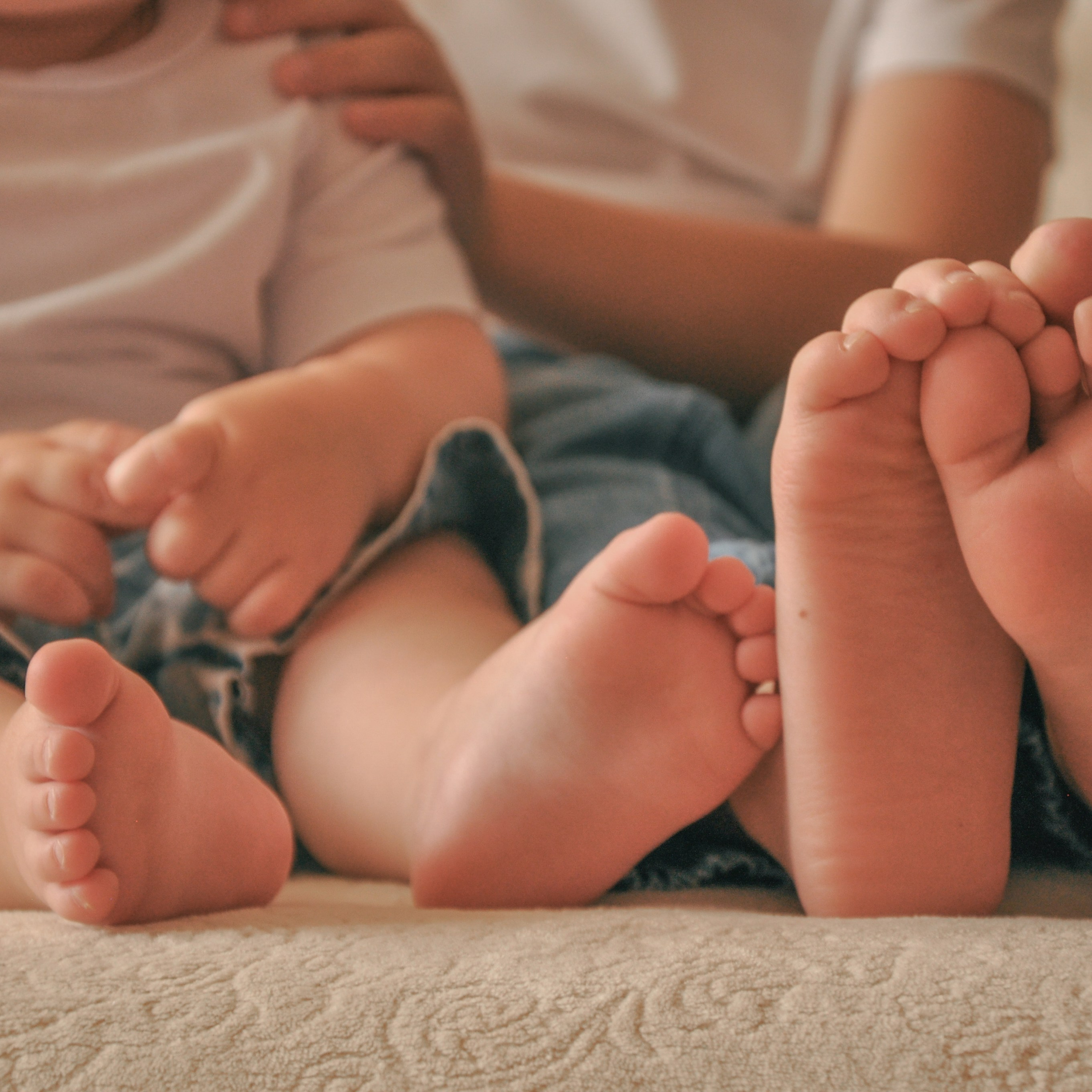 Фотосессия мама с двумя сыночками. Сохраню важные для тебя моменты