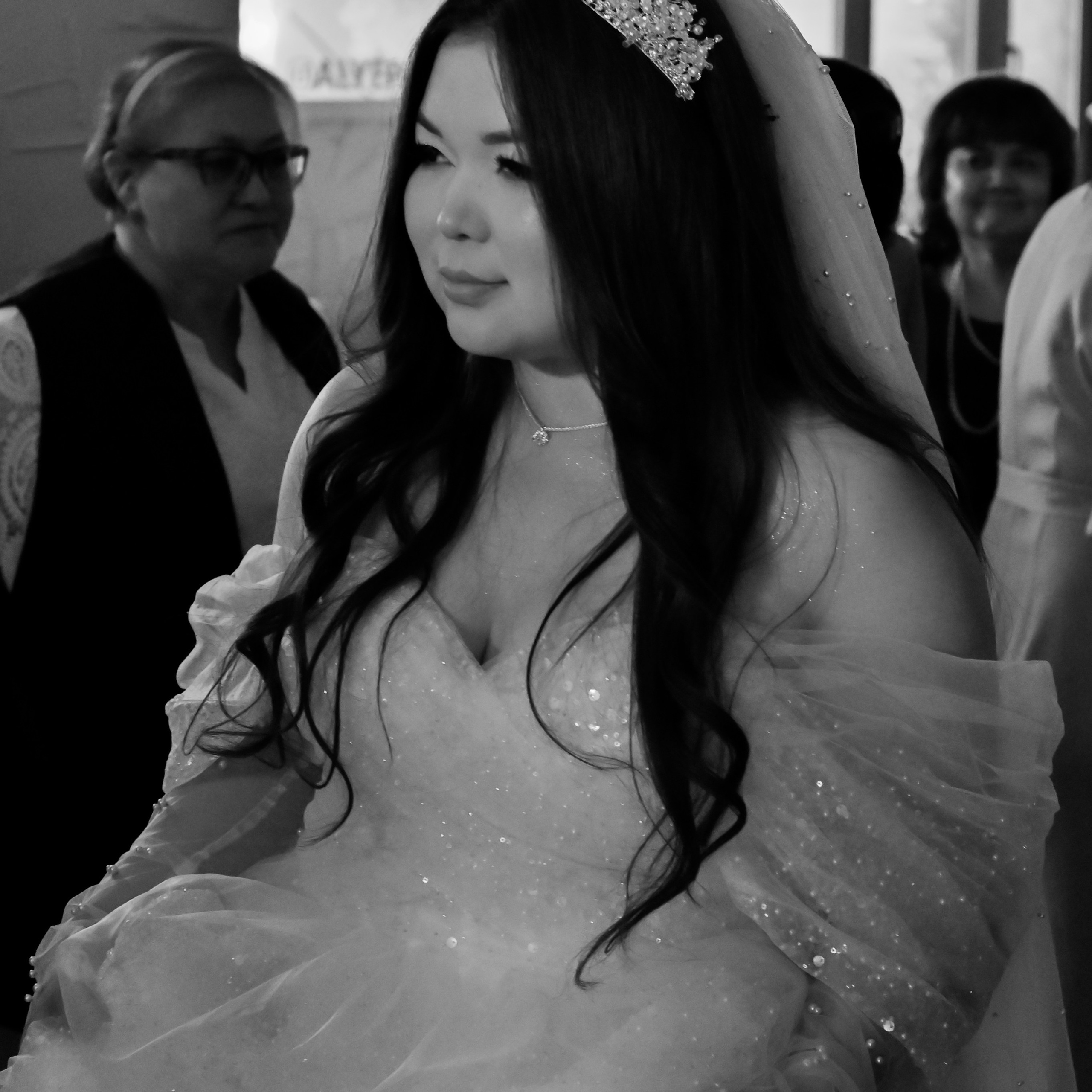 Абат и Эмилия. Сохраню важные для тебя моменты