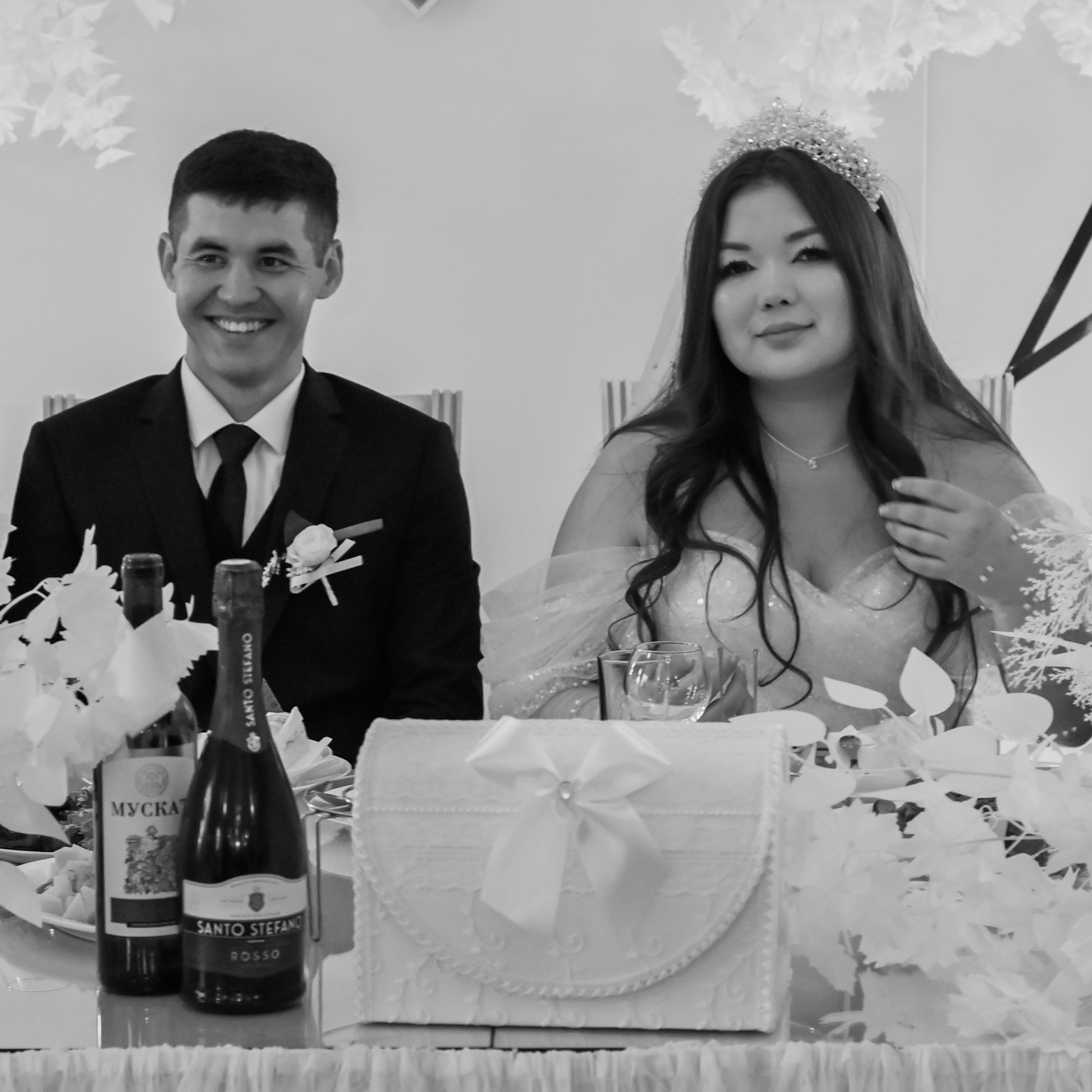 Абат и Эмилия. Сохраню важные для тебя моменты