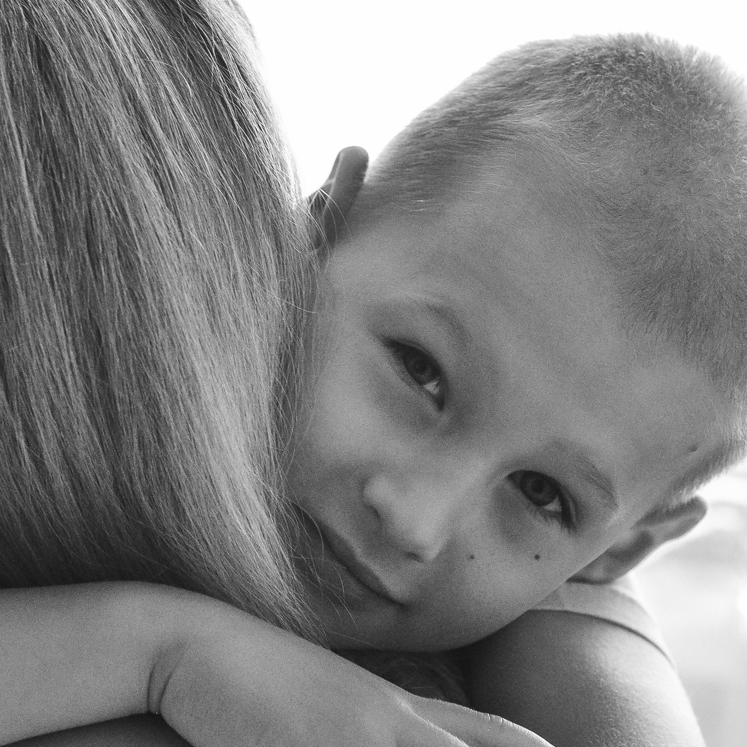 Фотосессия мама с двумя сыночками. Сохраню важные для тебя моменты