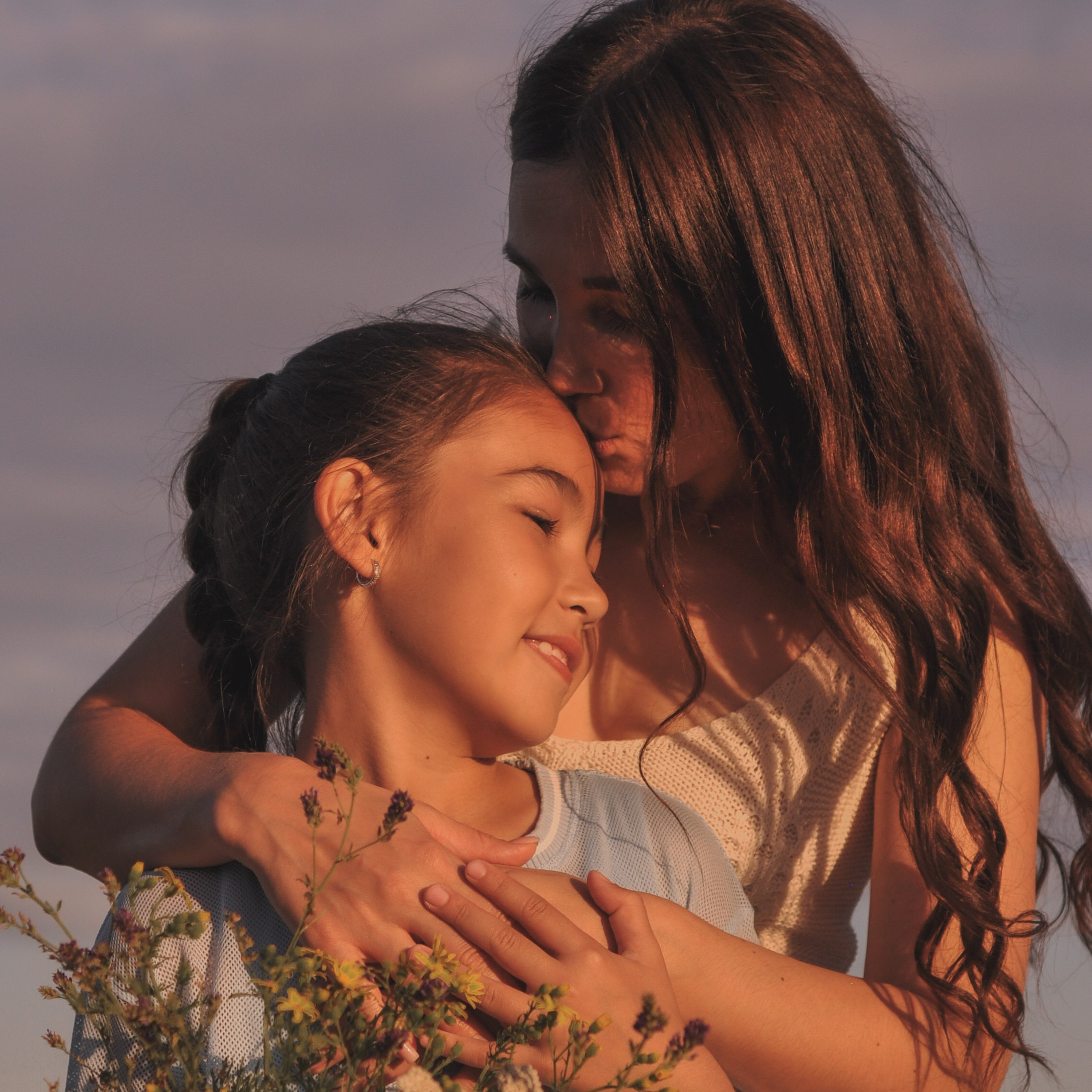 Фотосессия на природе мама с дочкой. Сохраню важные для тебя моменты