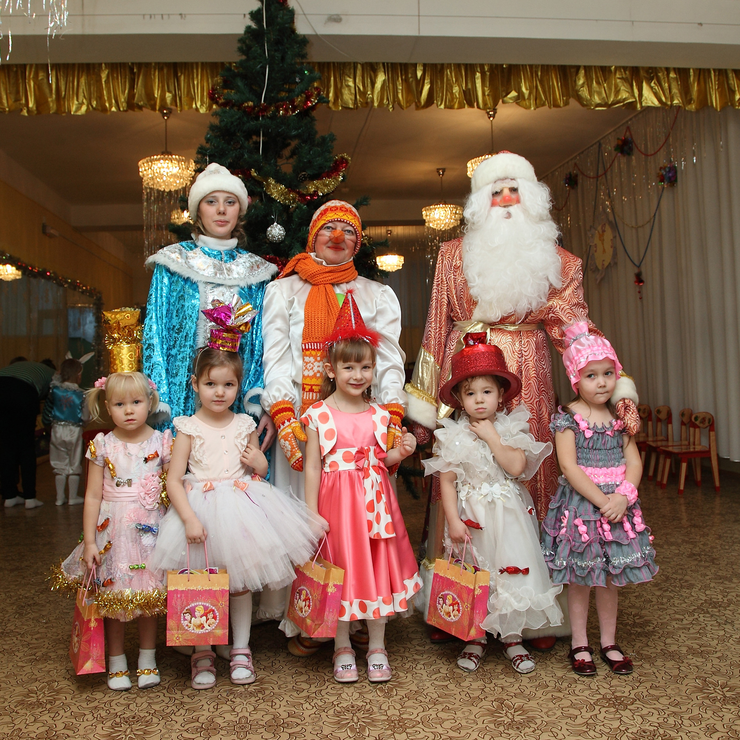 Новогодние утренники