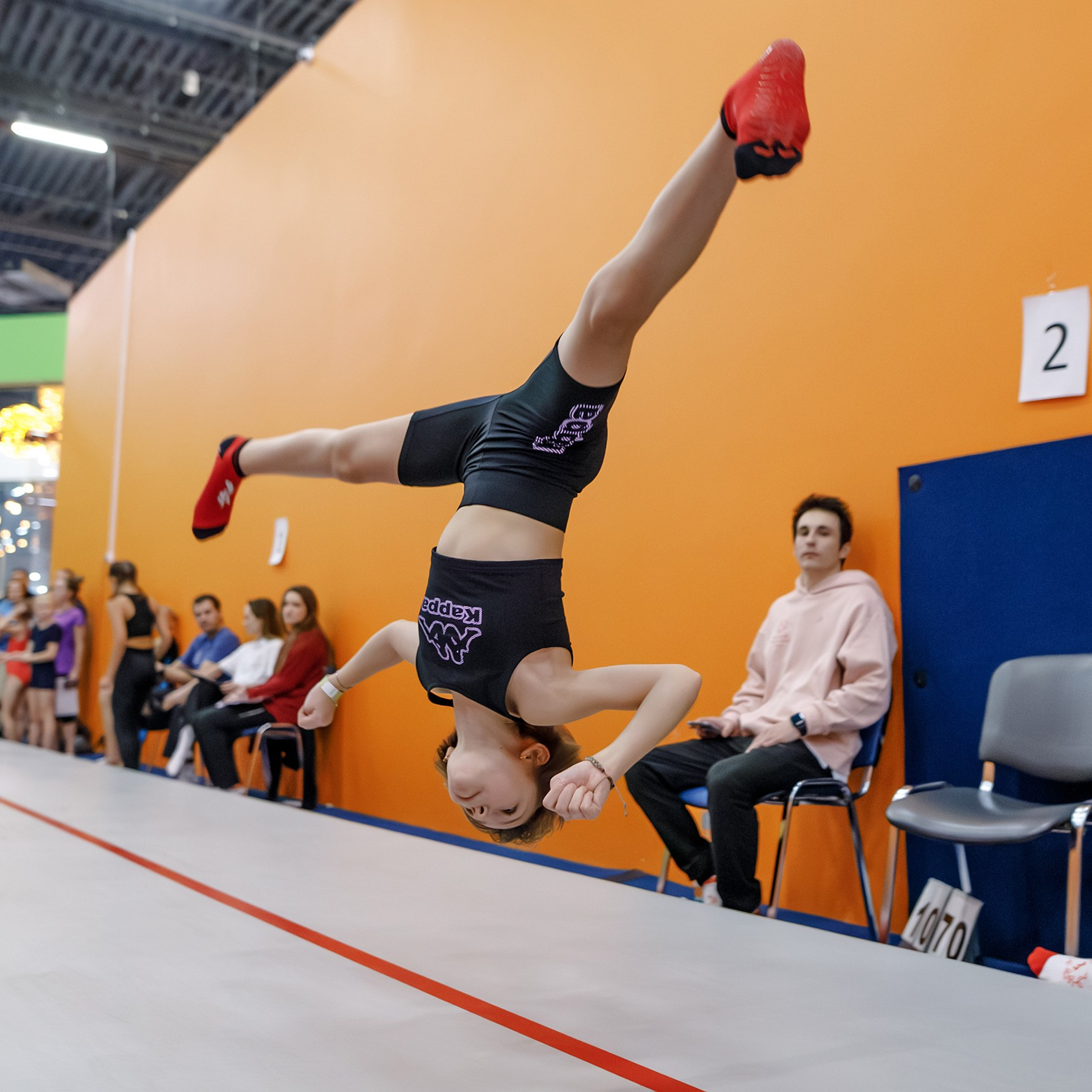 Финал чемпионата по акробатике. Европейский гимнастический центр.