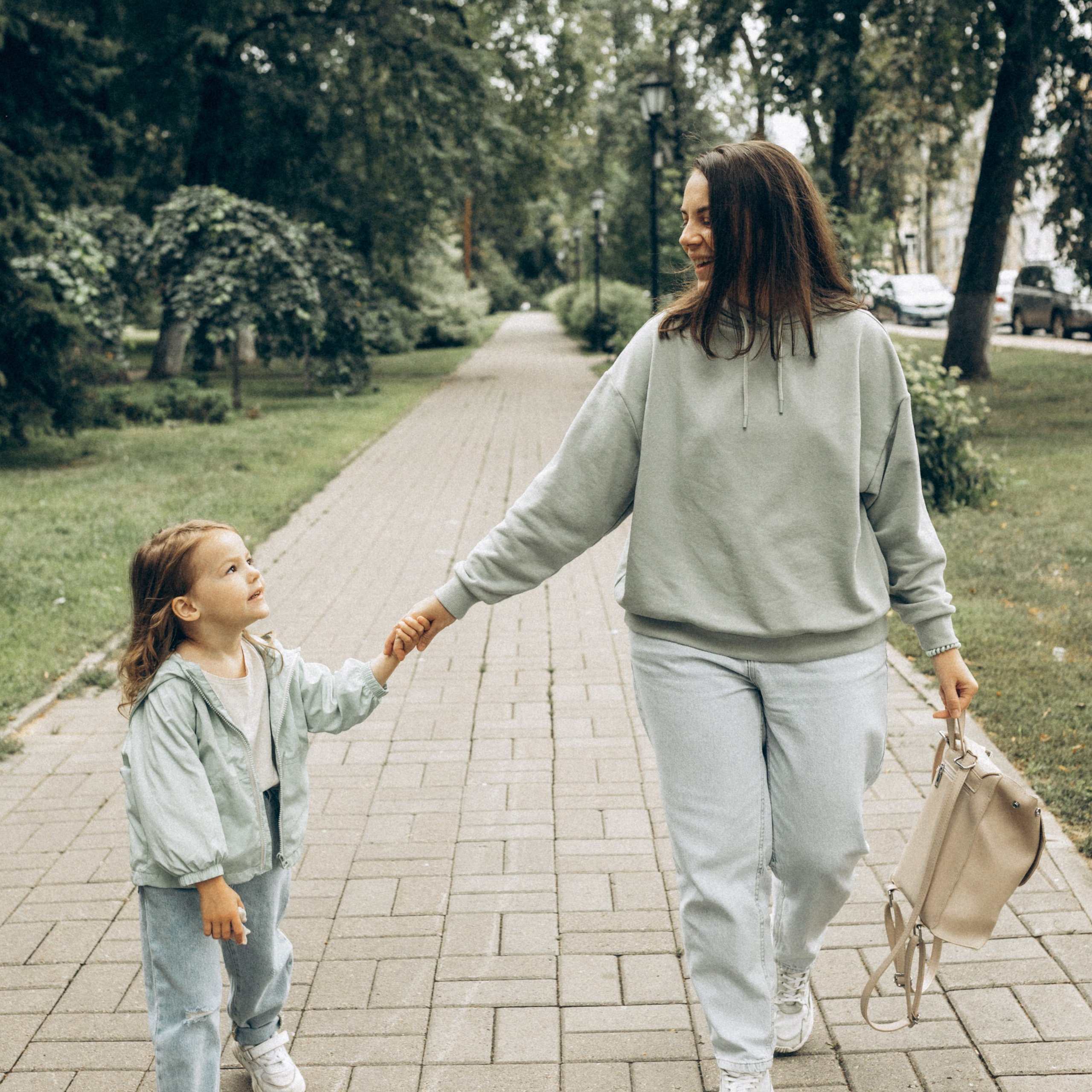 Мама и дочь