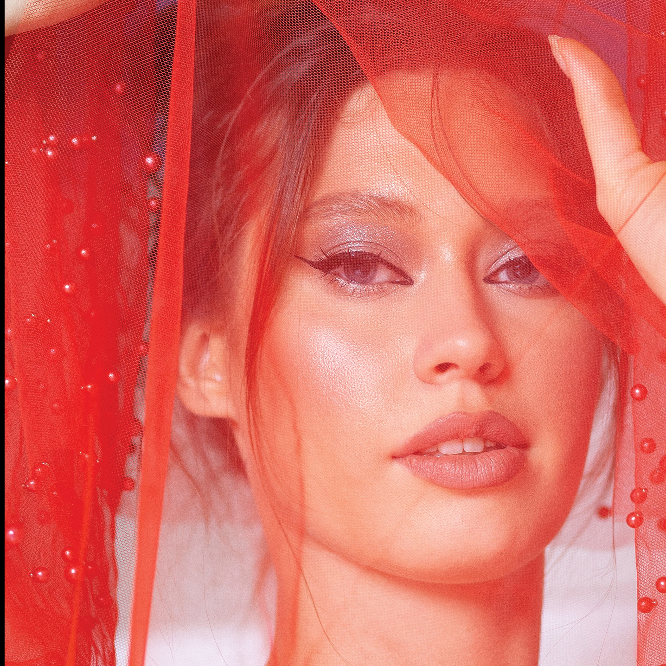 EDITH Mag. Позвольте миру взглянуть на вас!