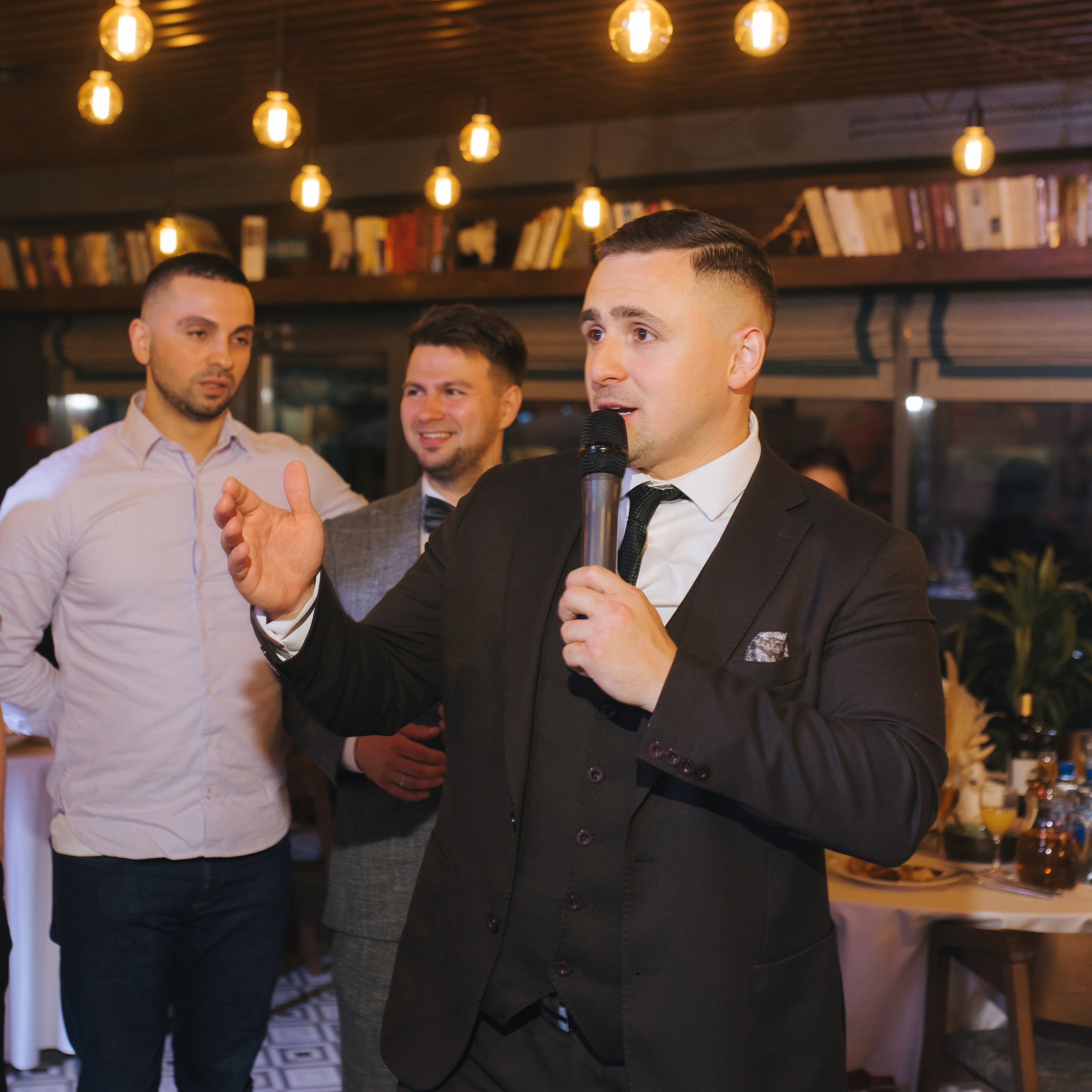 Настя и Сережа. Главная