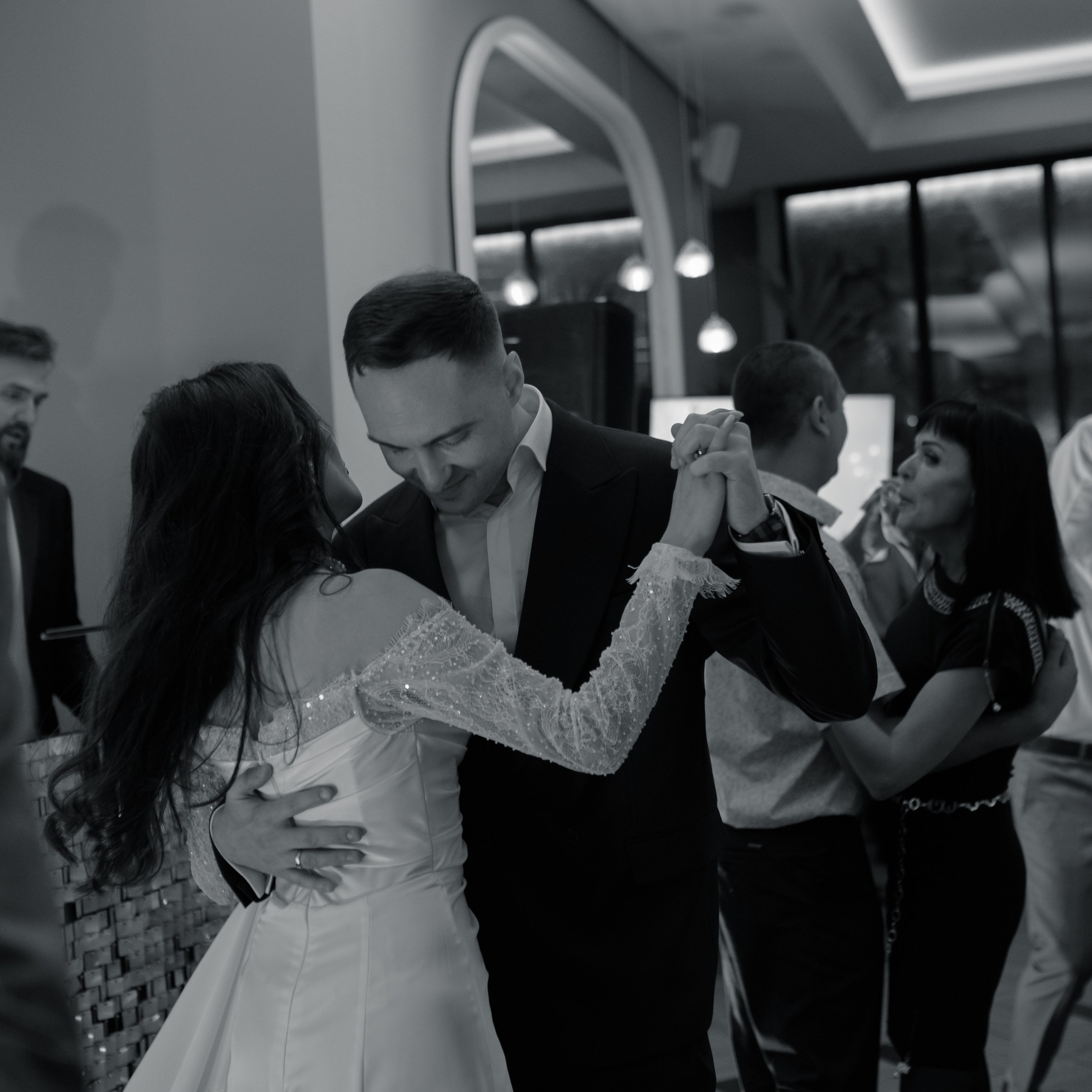 Тома и Артем. Главная