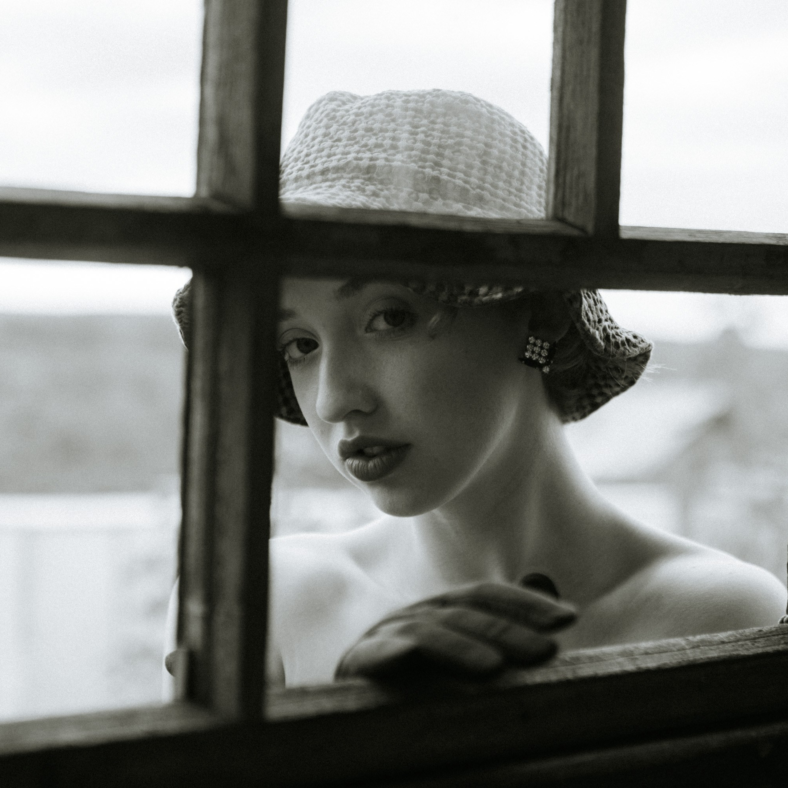 Ира. Главная