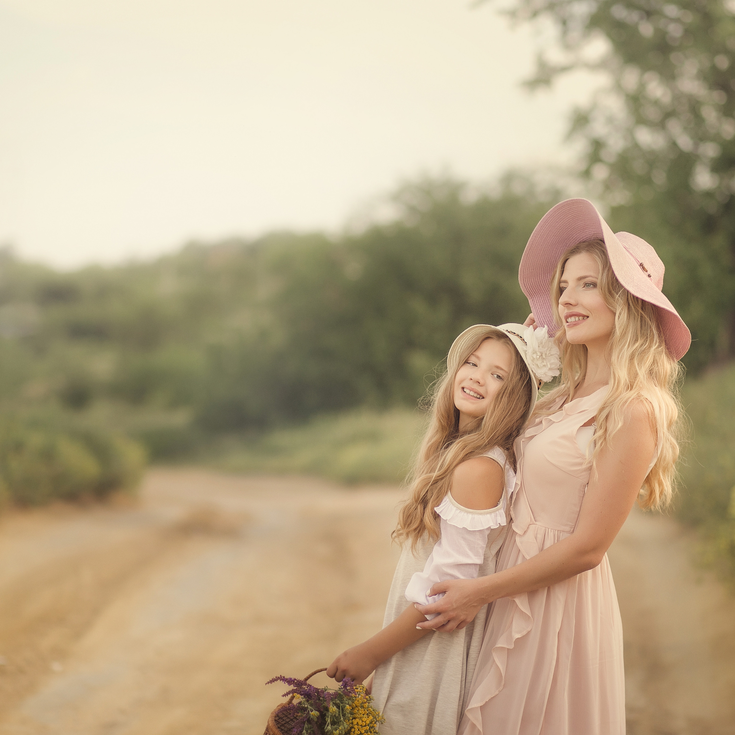 Наташа и Ева