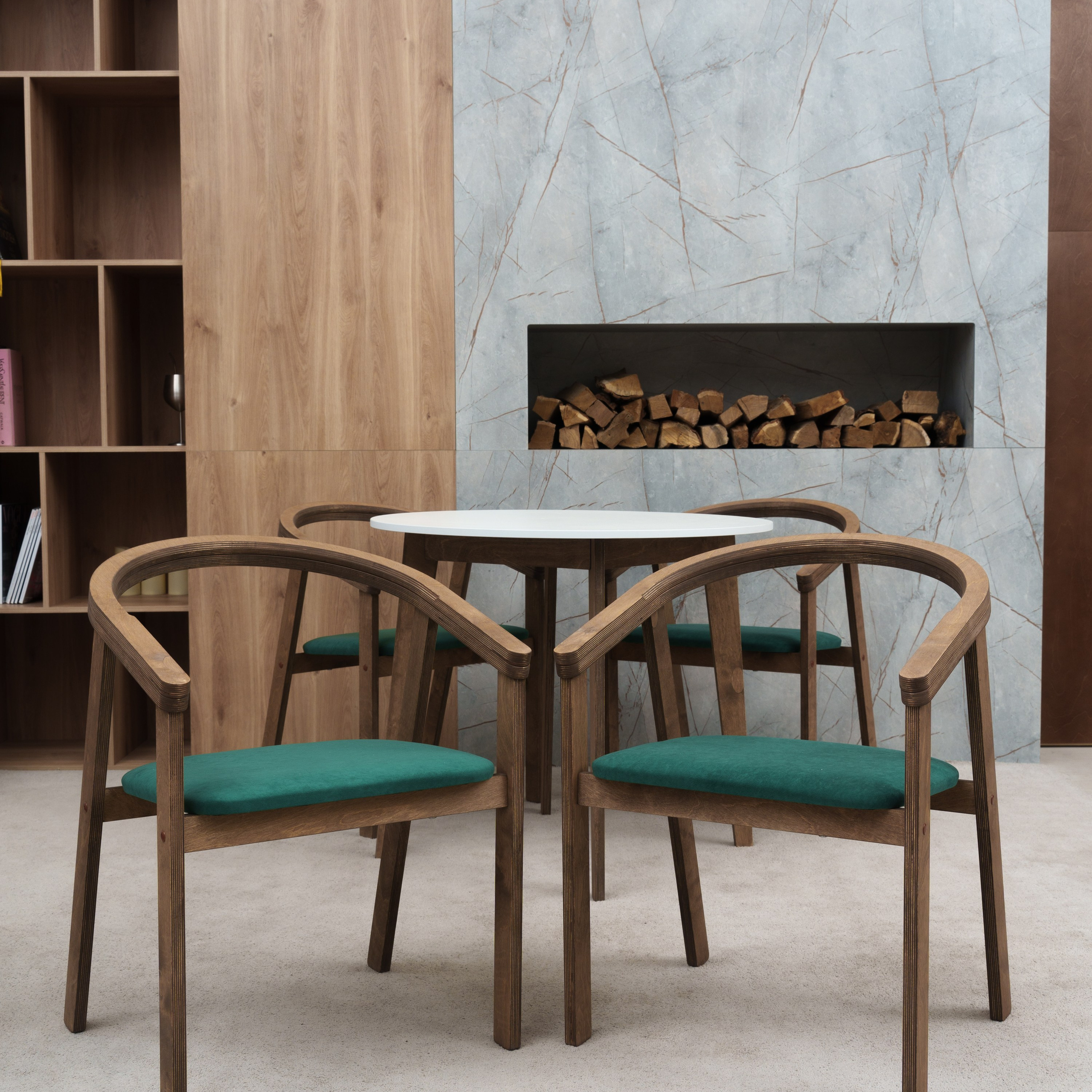 столы и стулья для маркетплейсов