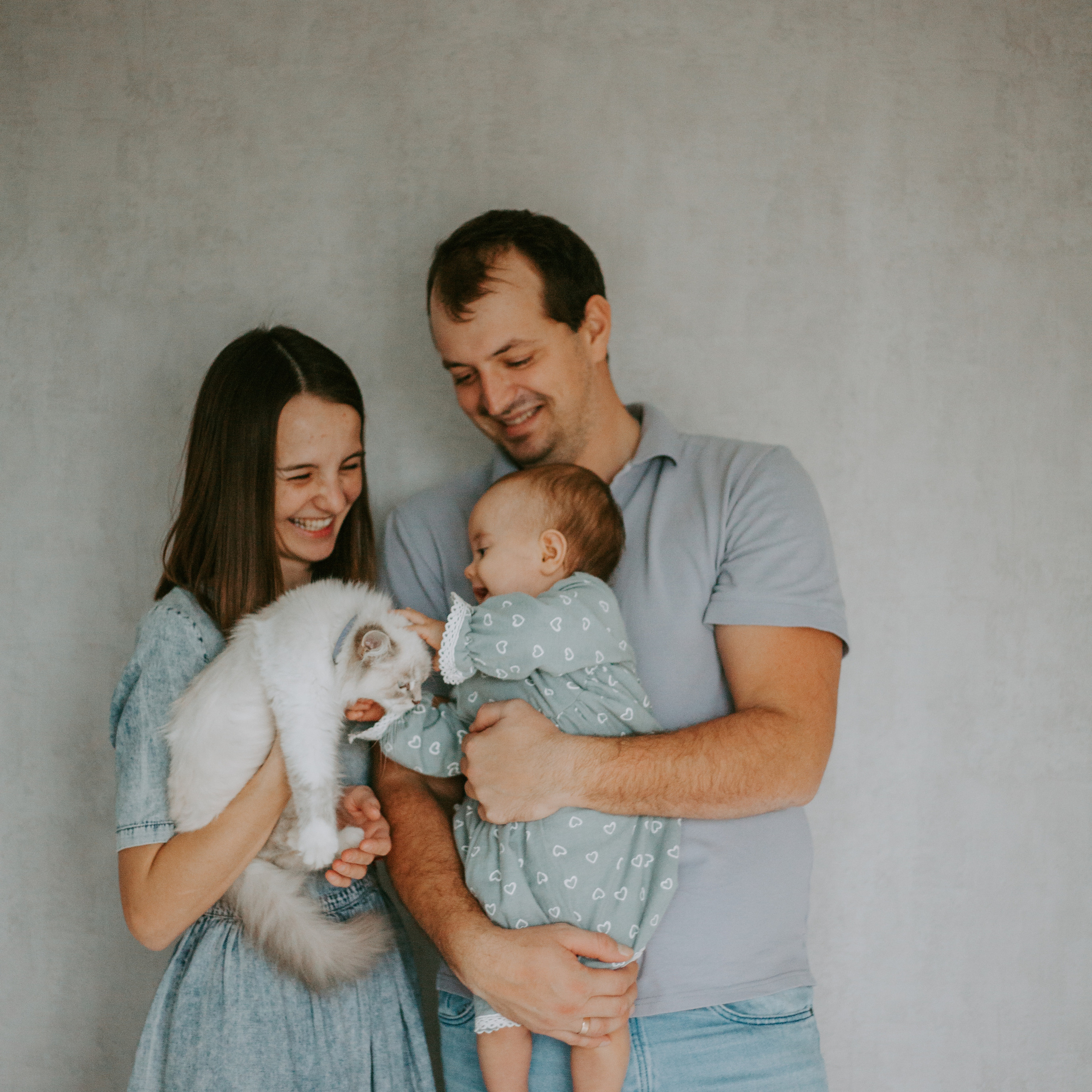 мне бы крылья, чтоб укрыть тебя.