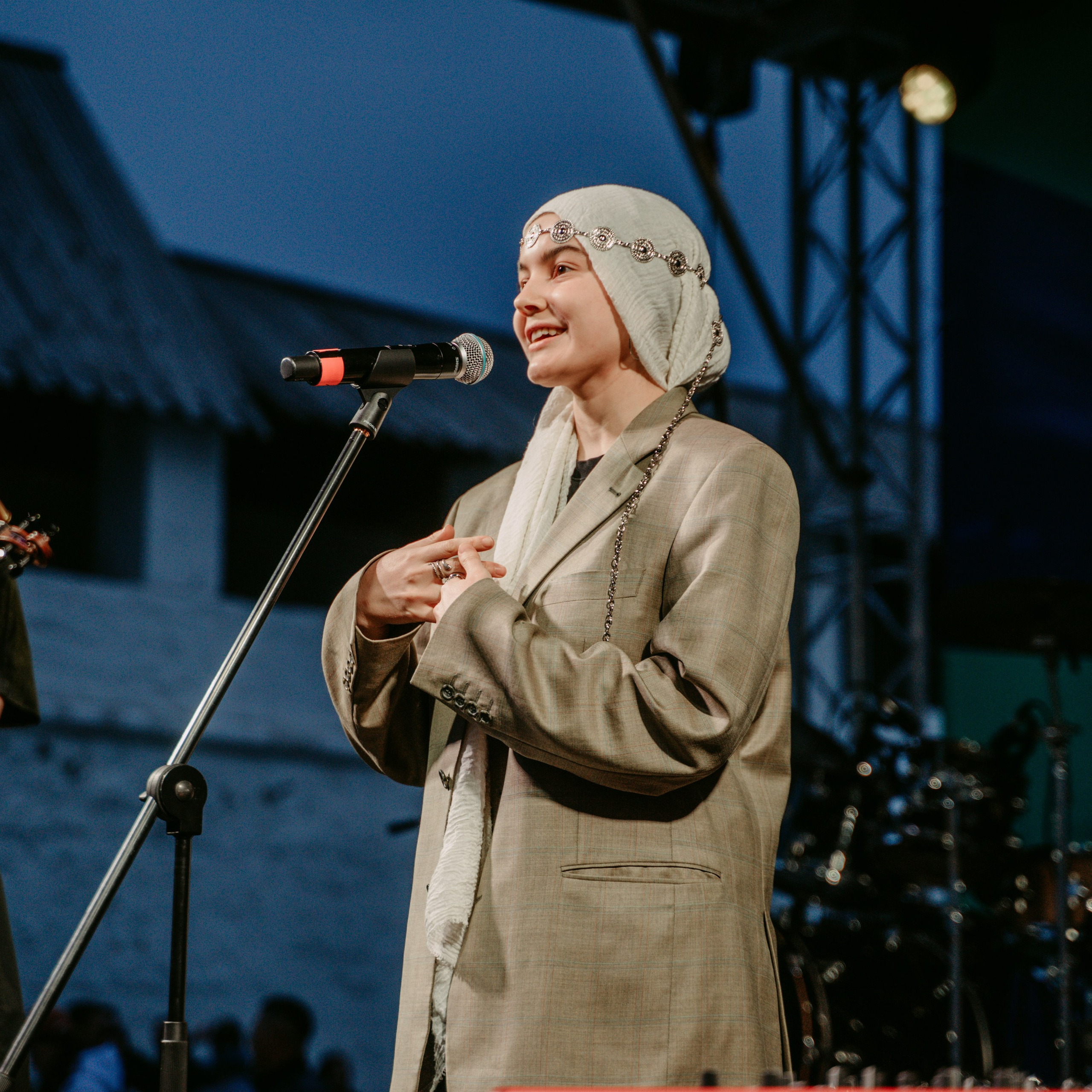 мин татарча сөйләшәм