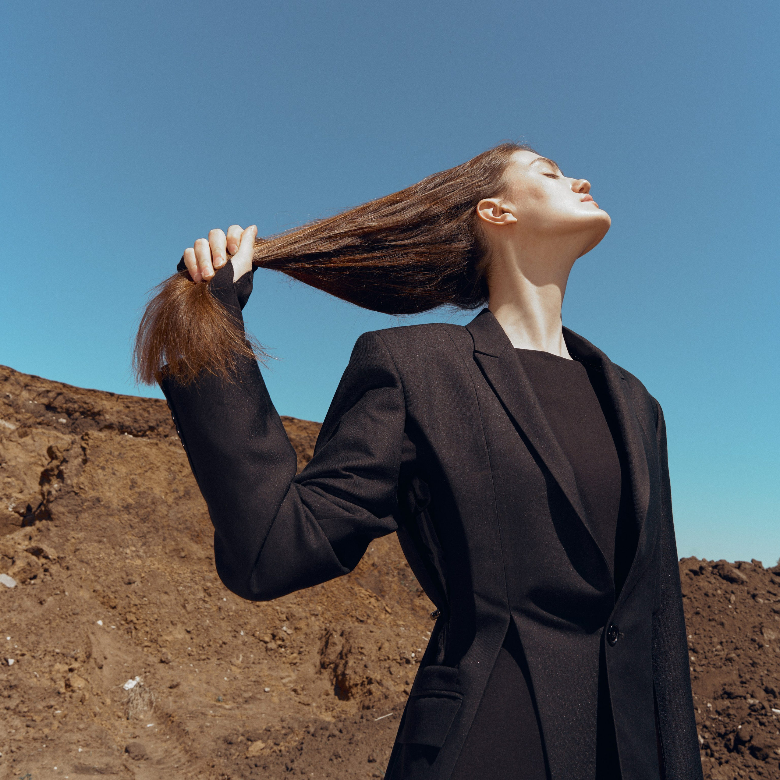 Съемка для бренда — «дЕбошь». Автор видео — Эльдар Март