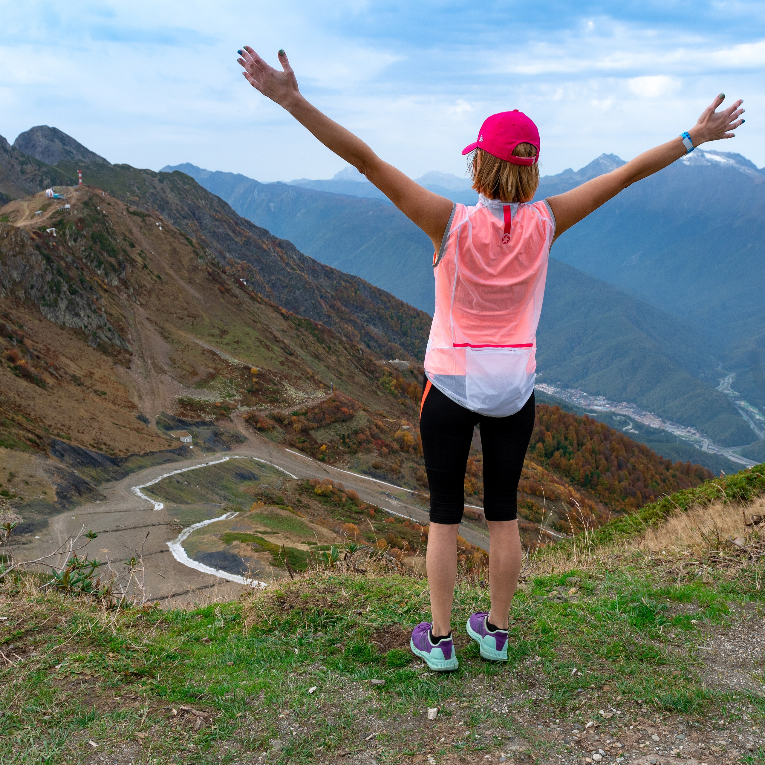 Хайкинг по трем курортам Красной Поляны 2022