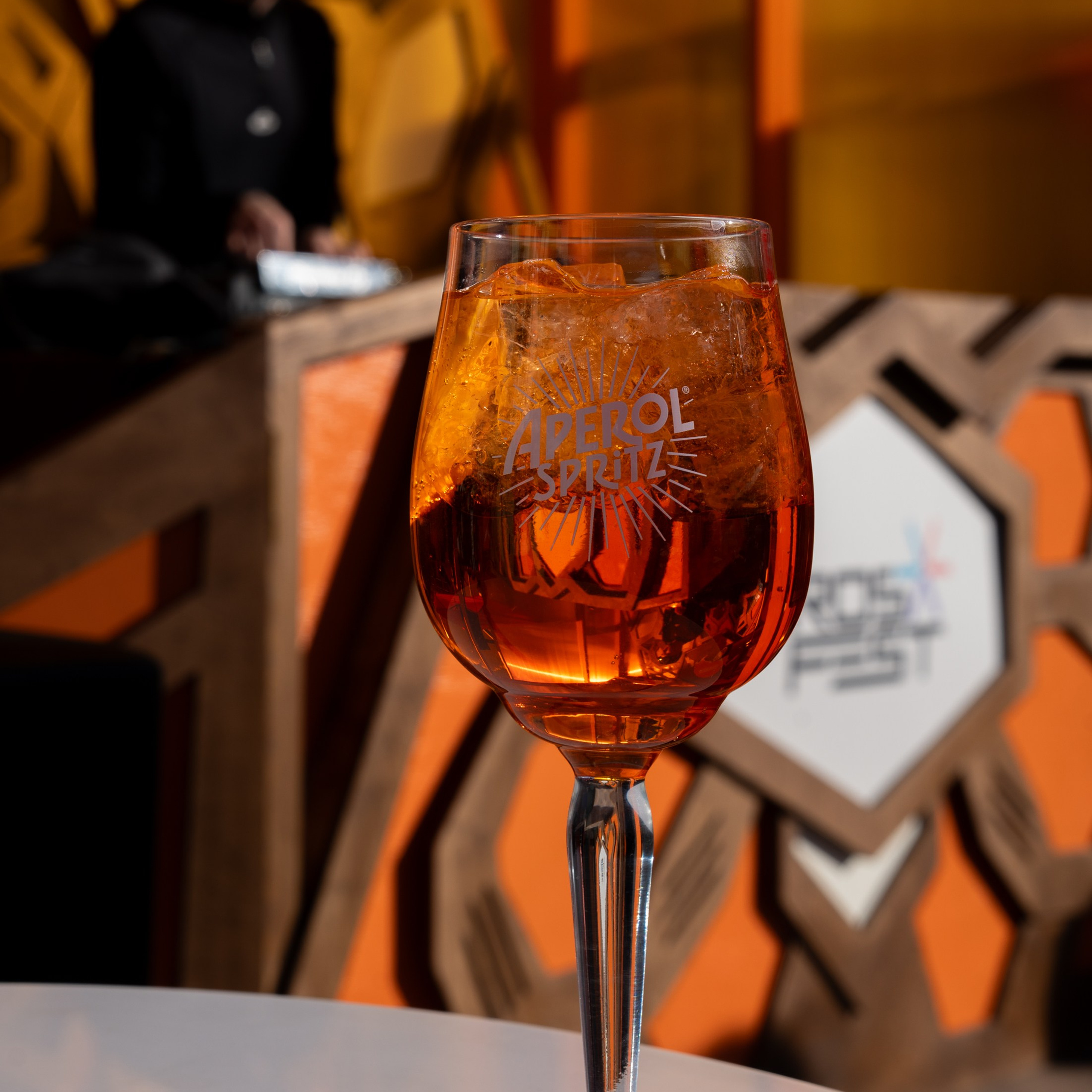 Фотоотчет партнерской интеграции Aperol Spritz на Роза Фест 2025