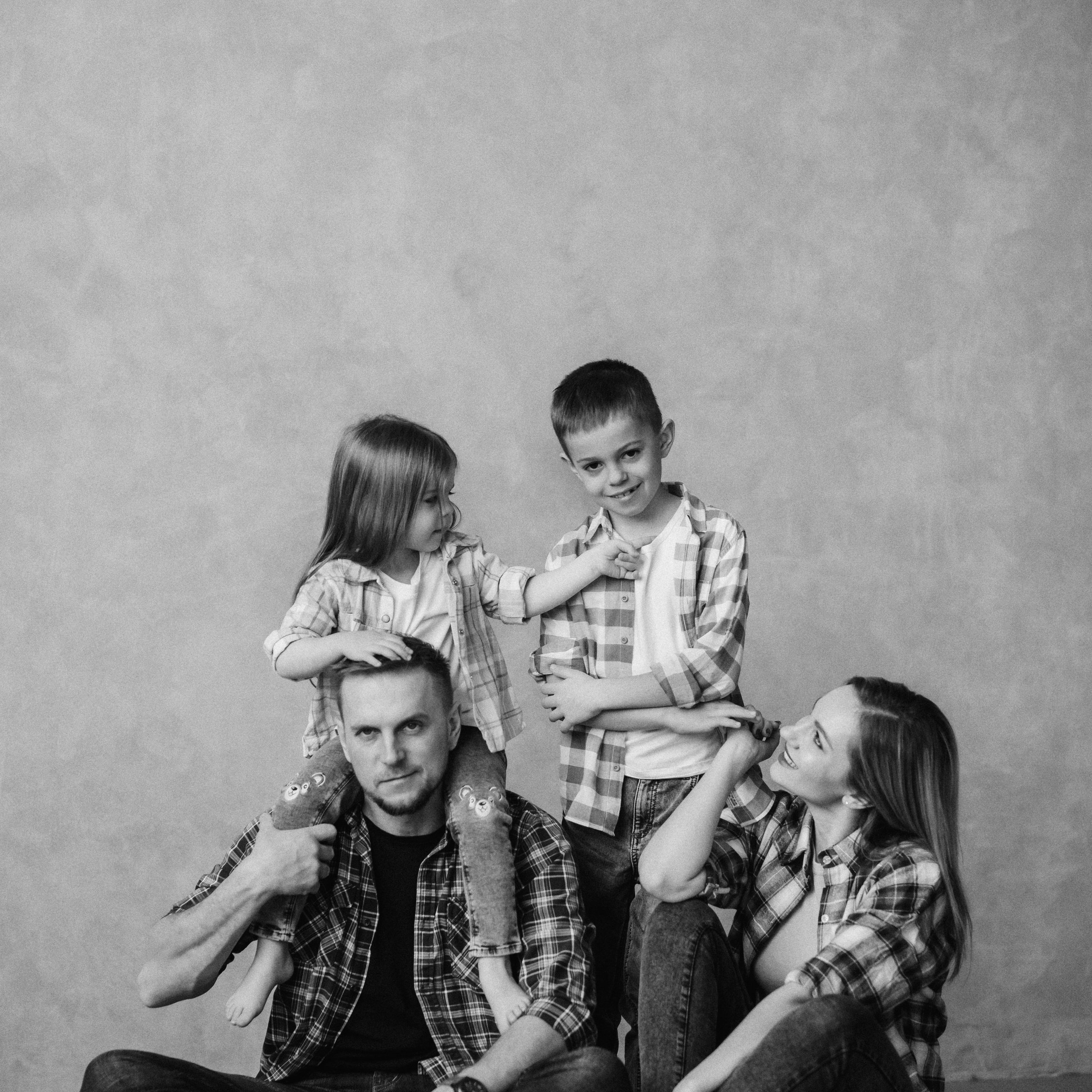 Мама папа я и брат