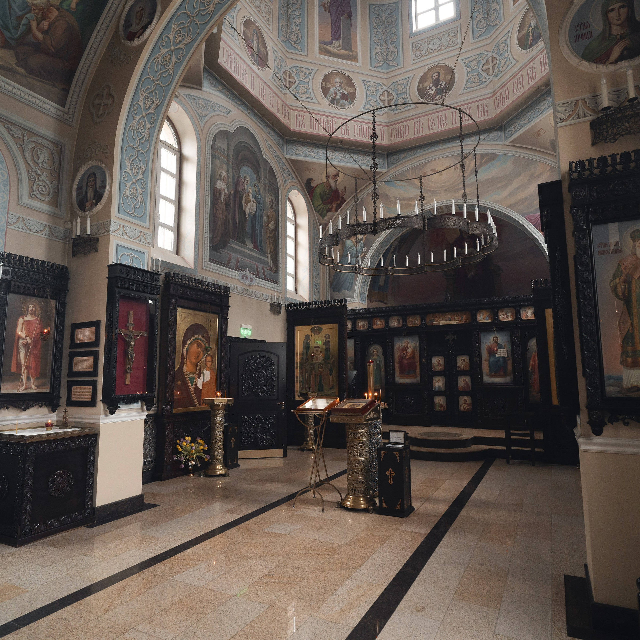 Фотограф на крещение в Церкви Ксении Петербургской. Семейный фотограф в Москве 📸