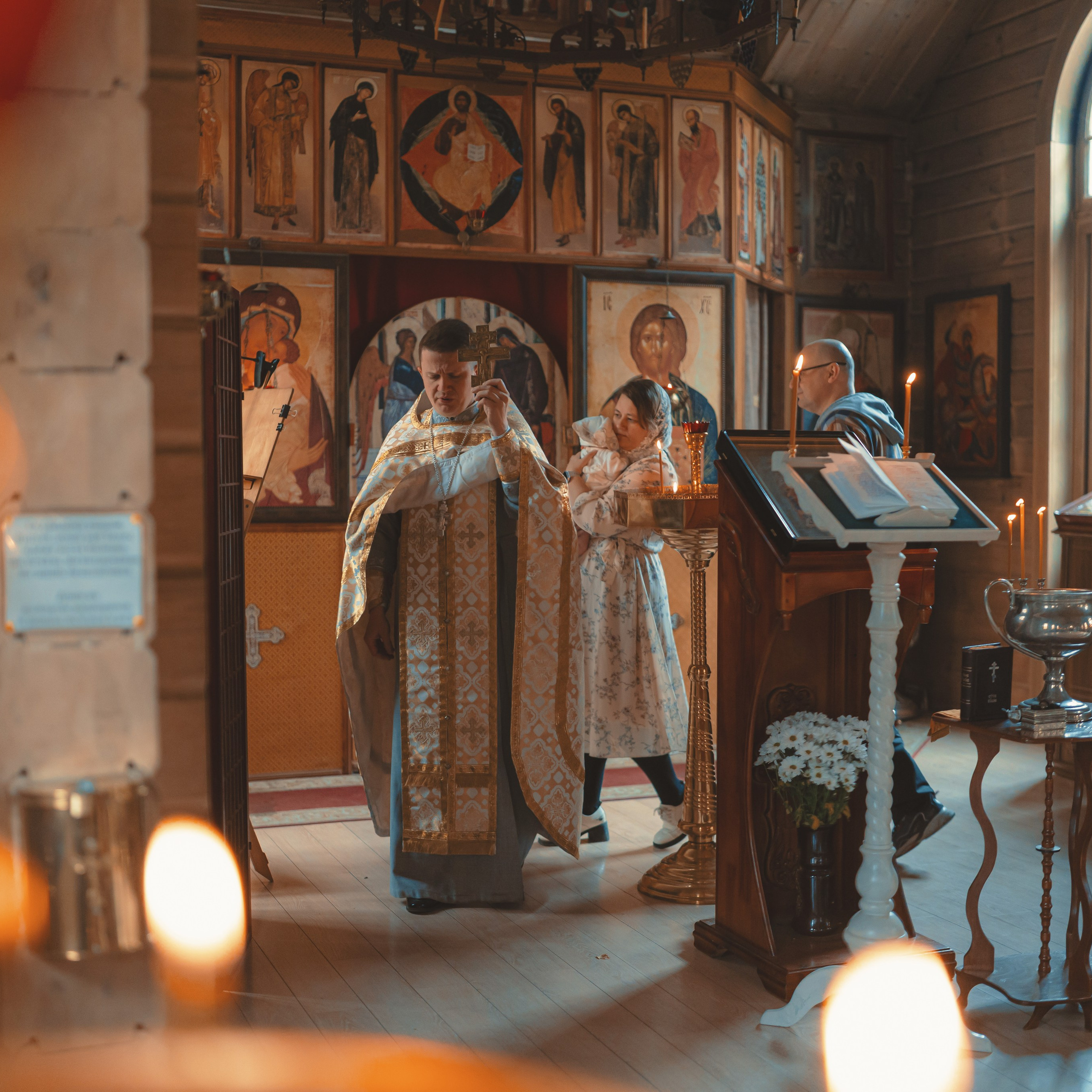 Крещение в Храме Св. Феодора Ушакова в Новогиреево. Семейный фотограф в Москве 📸
