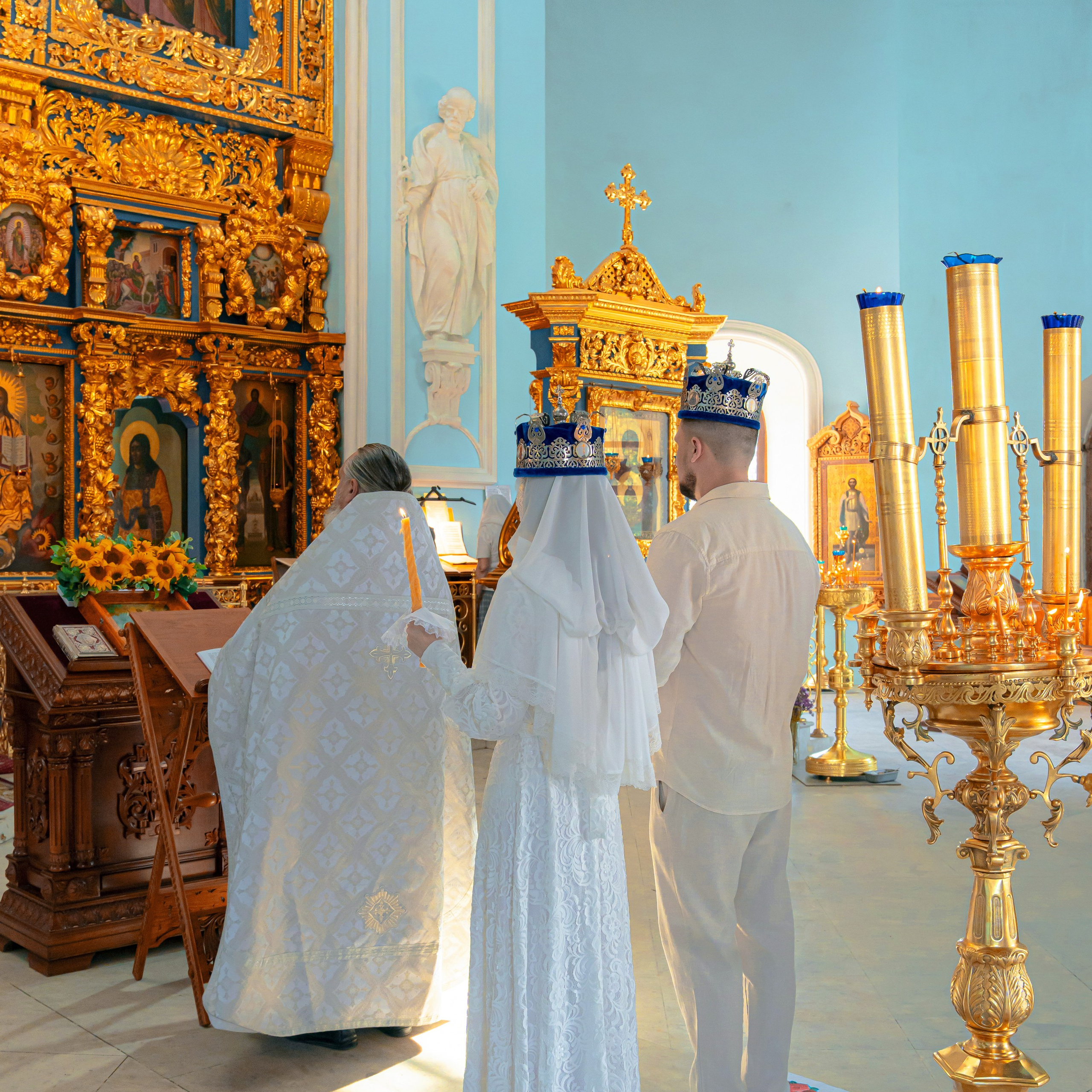 Венчание в Церкви иконы Божьей Матери Знамение. Семейный фотограф в Москве 📸