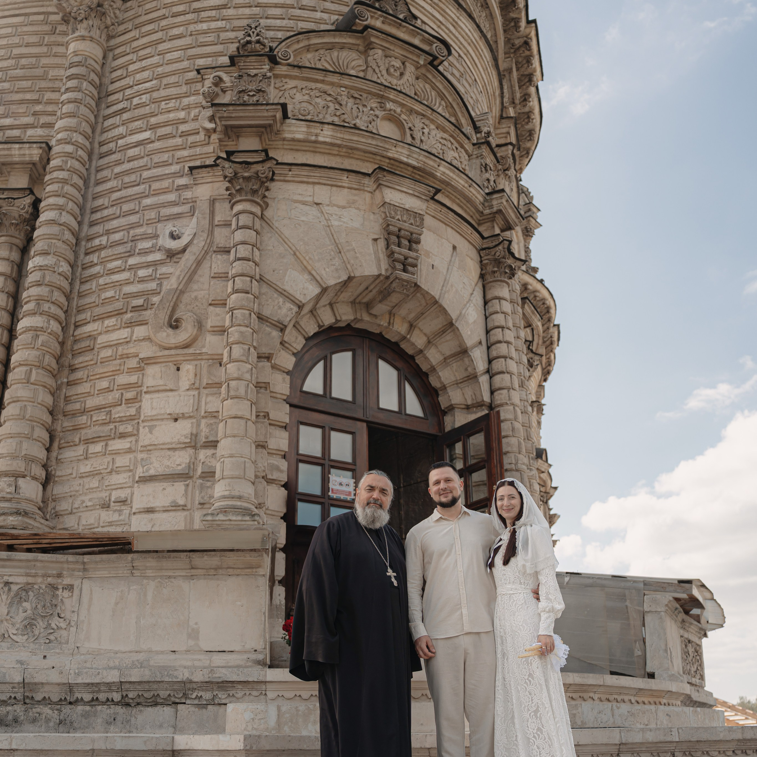 Венчание в Церкви иконы Божьей Матери Знамение. Семейный фотограф в Москве 📸