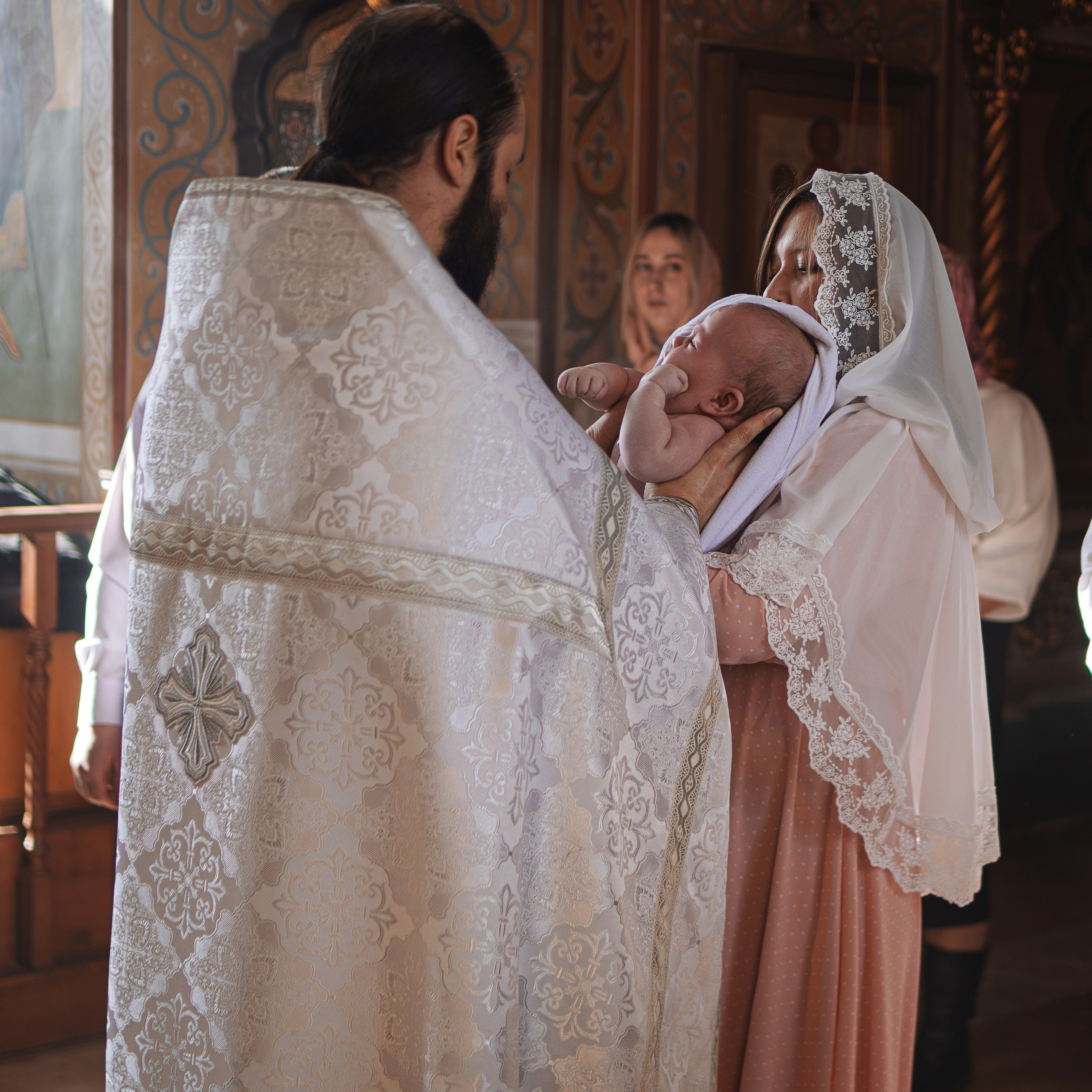 Фотосъёмка крещения в Митине, Храм Рождества Христова. Семейный фотограф в Москве 📸