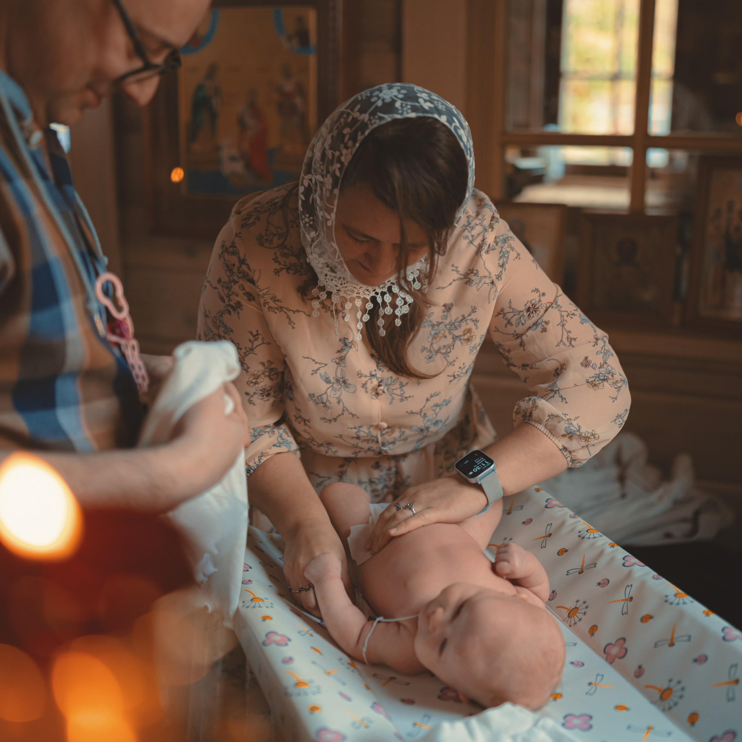 Крещение в Храме Св. Феодора Ушакова в Новогиреево. Семейный фотограф в Москве 📸